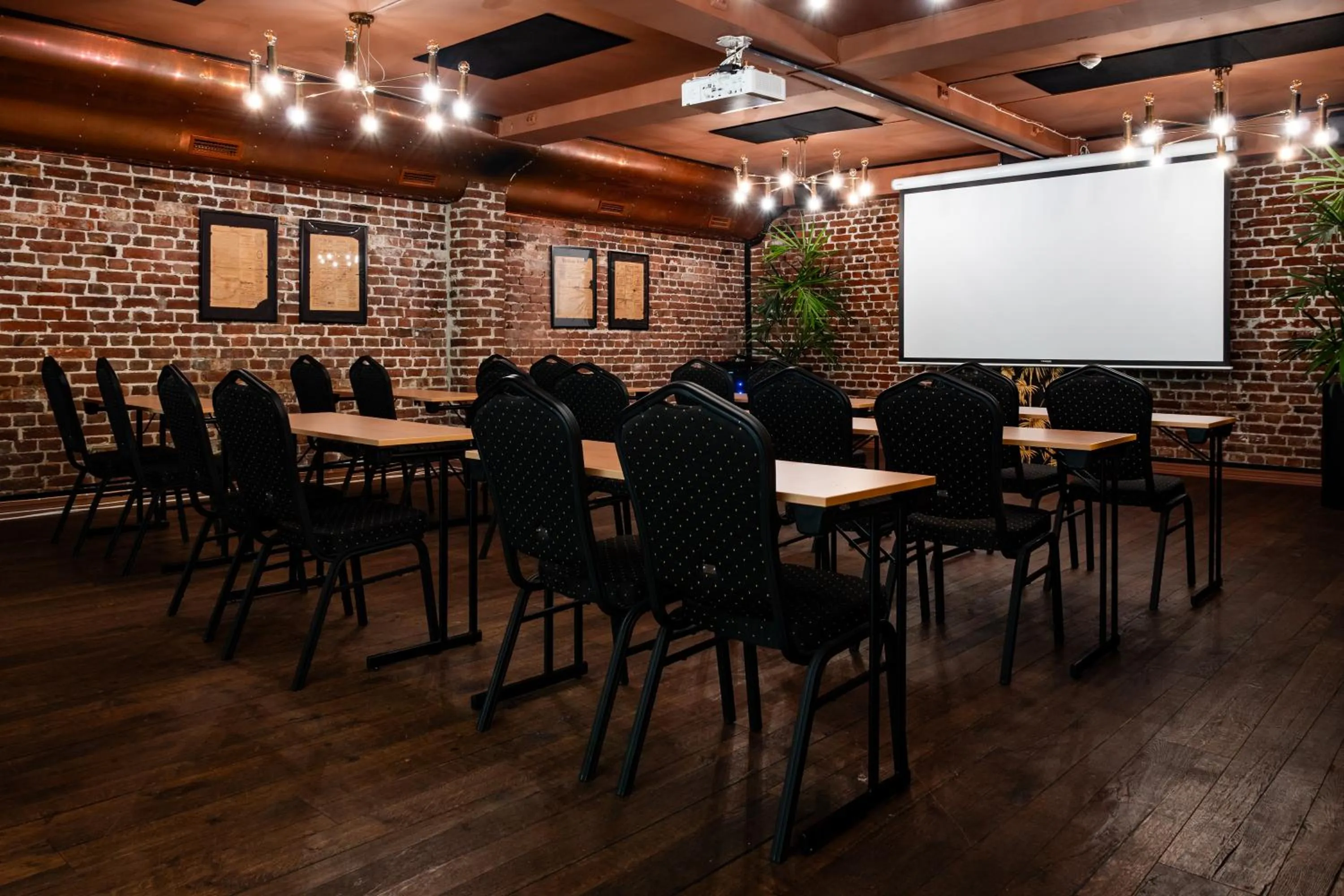 Meeting/conference room in Banken Hotel