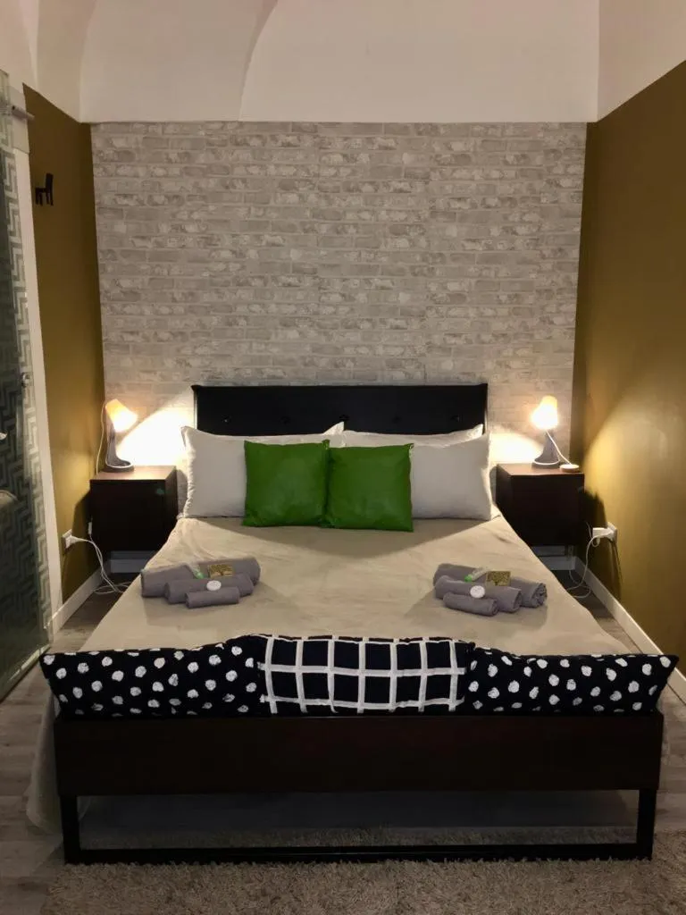 Bed in Minihomecatania