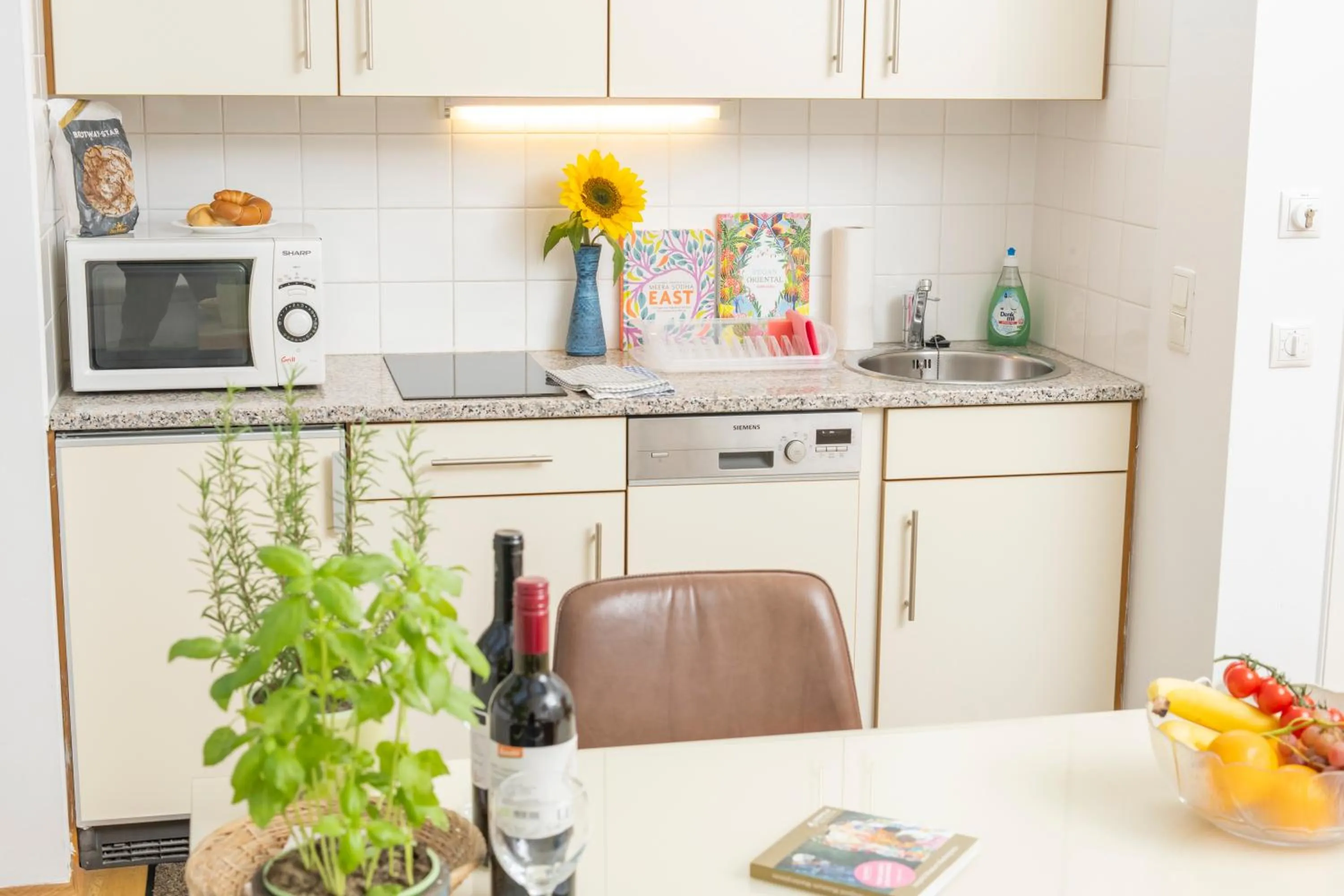 Photo of the whole room in Appartements Ferchergasse