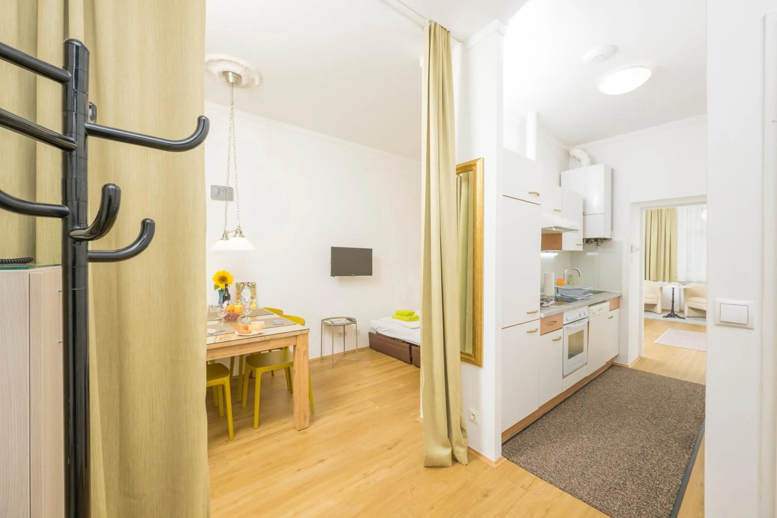 Photo of the whole room in Appartements Ferchergasse