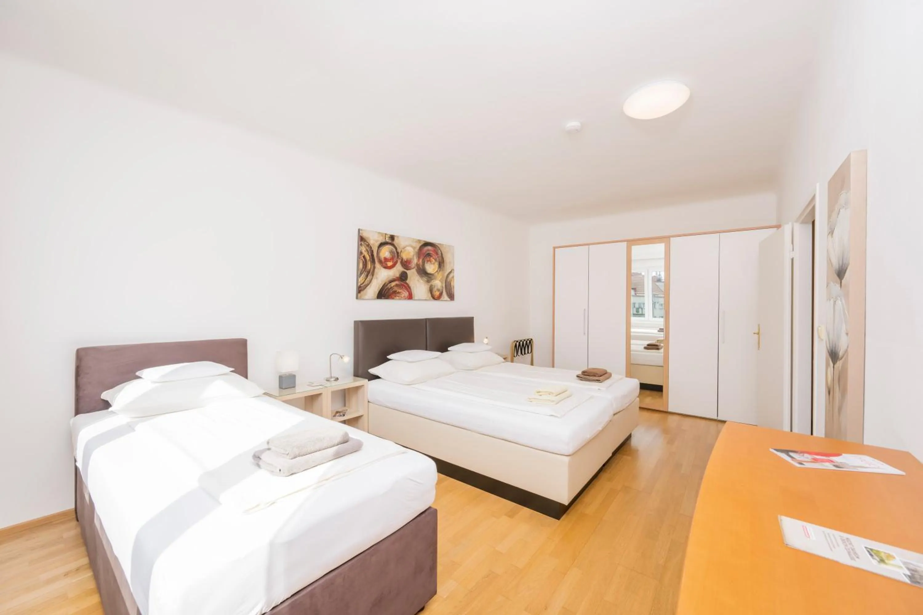 Photo of the whole room, Bed in Appartements Ferchergasse