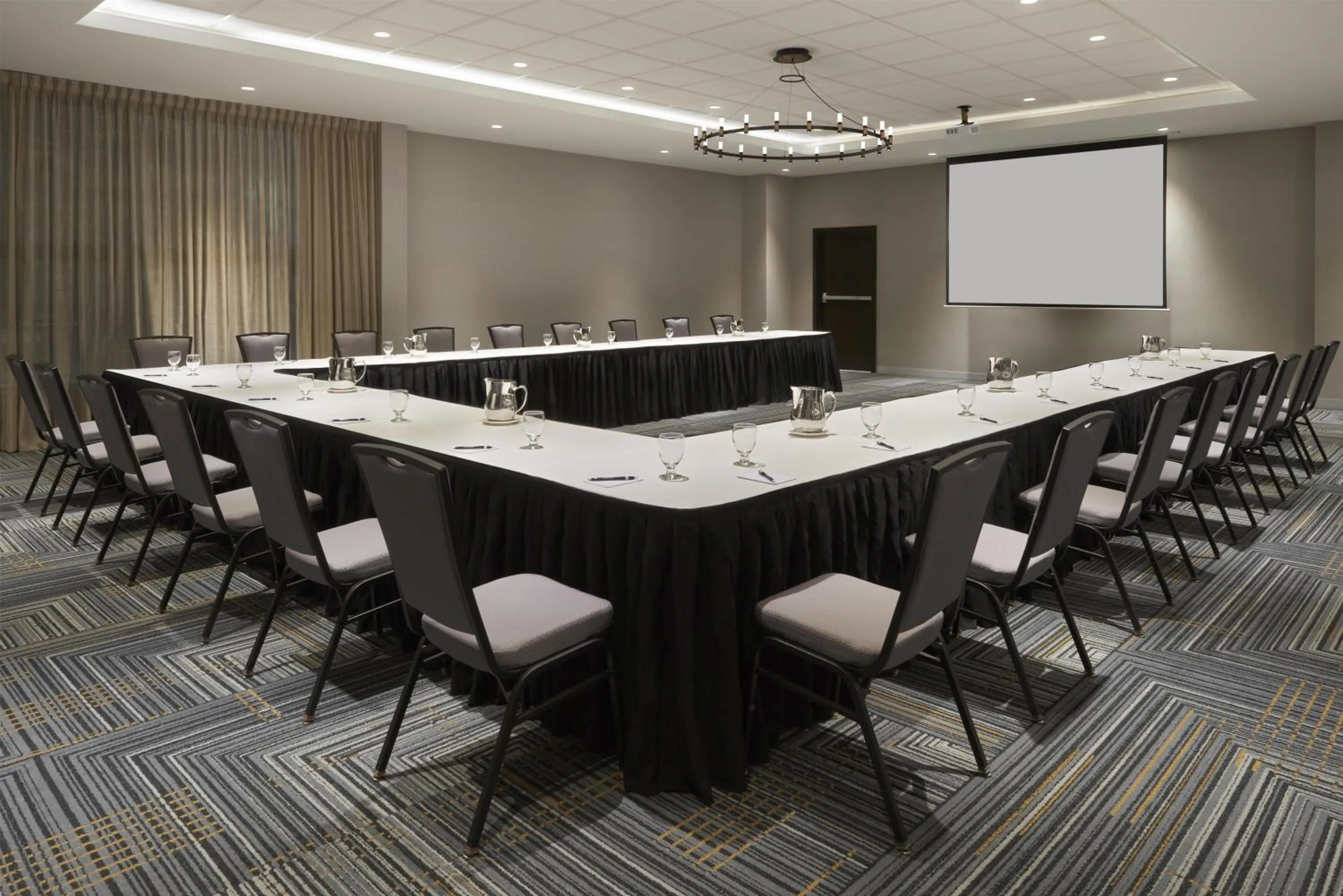 Meeting/conference room in Homewood Suites by Hilton Toronto Vaughan