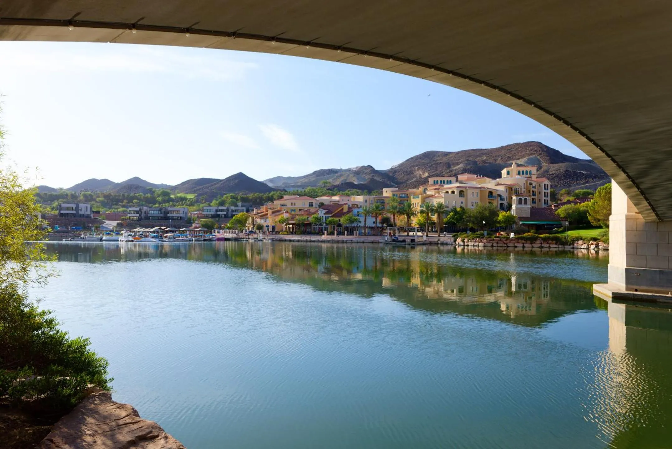 Lake view in Hilton Lake Las Vegas Resort & Spa