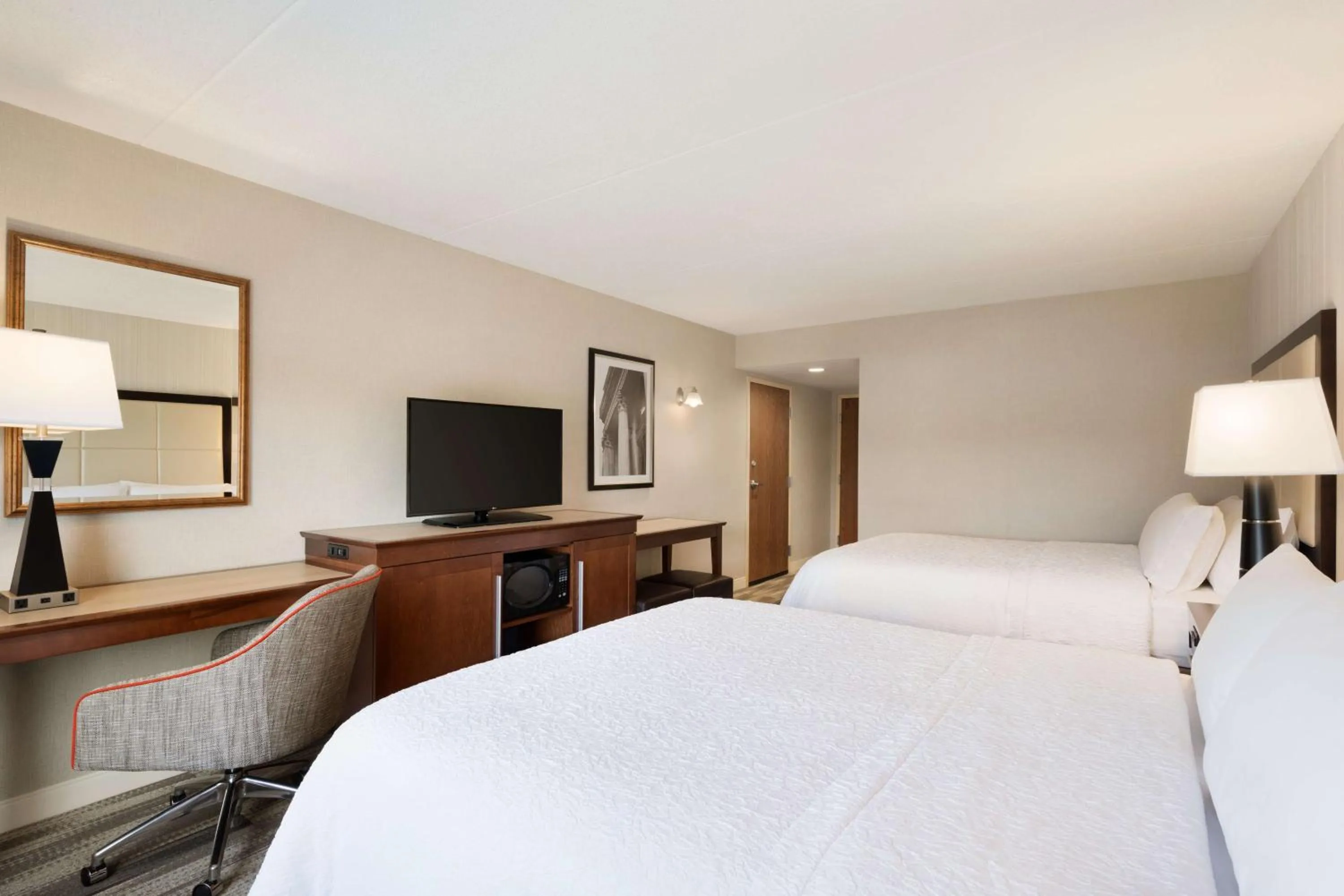 Bedroom, Bed in Hampton Inn Lehighton - Jim Thorpe