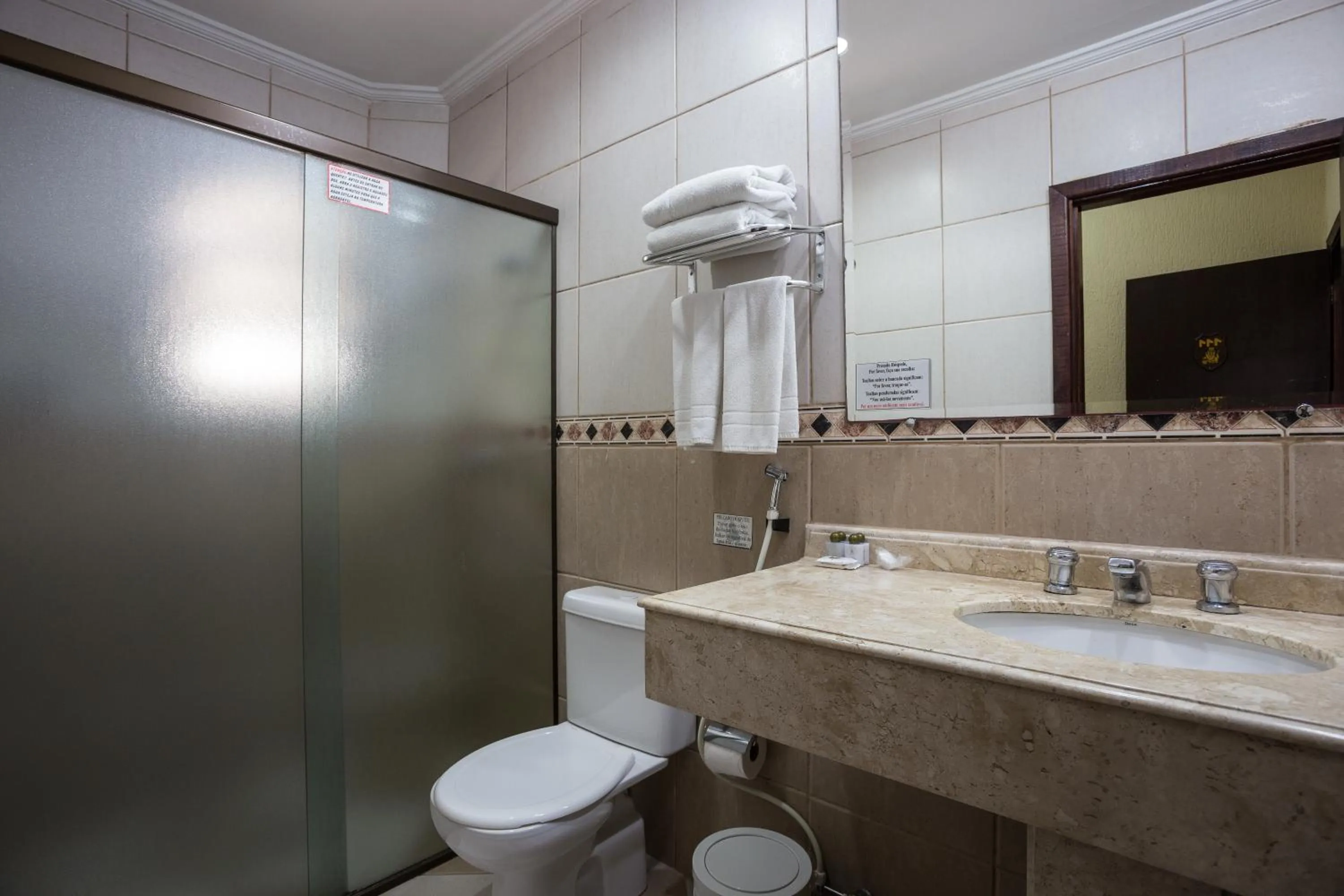 Bathroom in Hotel Leão da Montanha