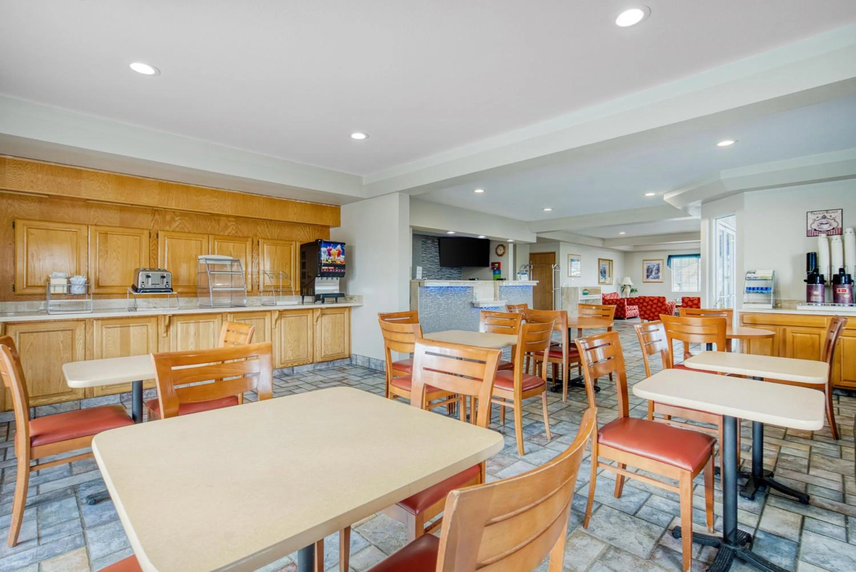 Breakfast in SureStay Hotel by Best Western Ukiah