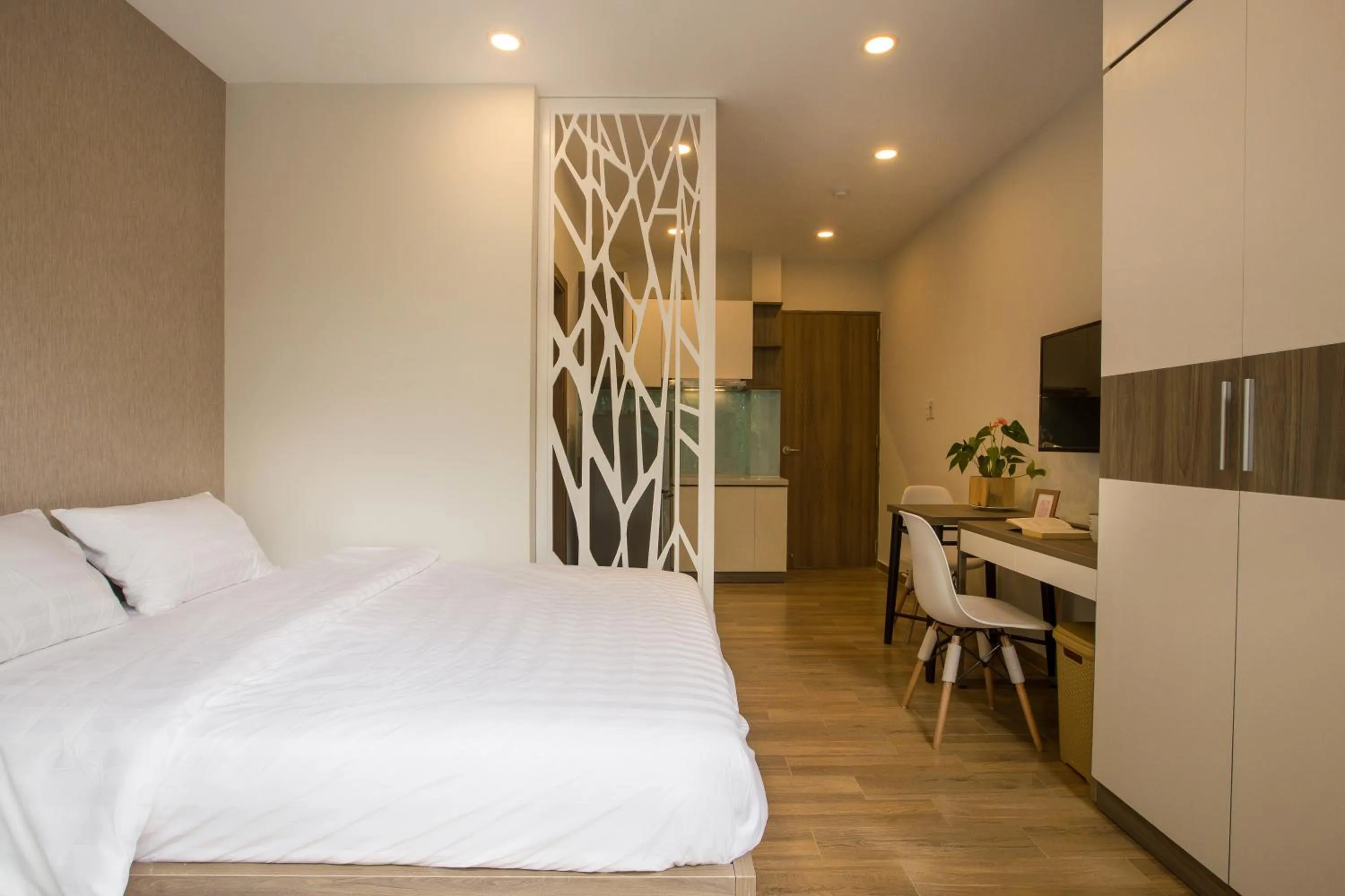 Photo of the whole room, Bed in Spring Light Home