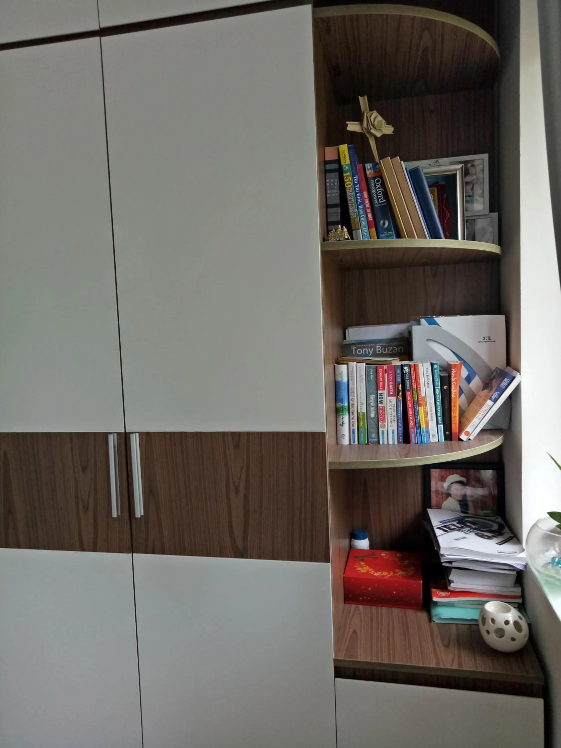 wardrobe in Spring Light Home