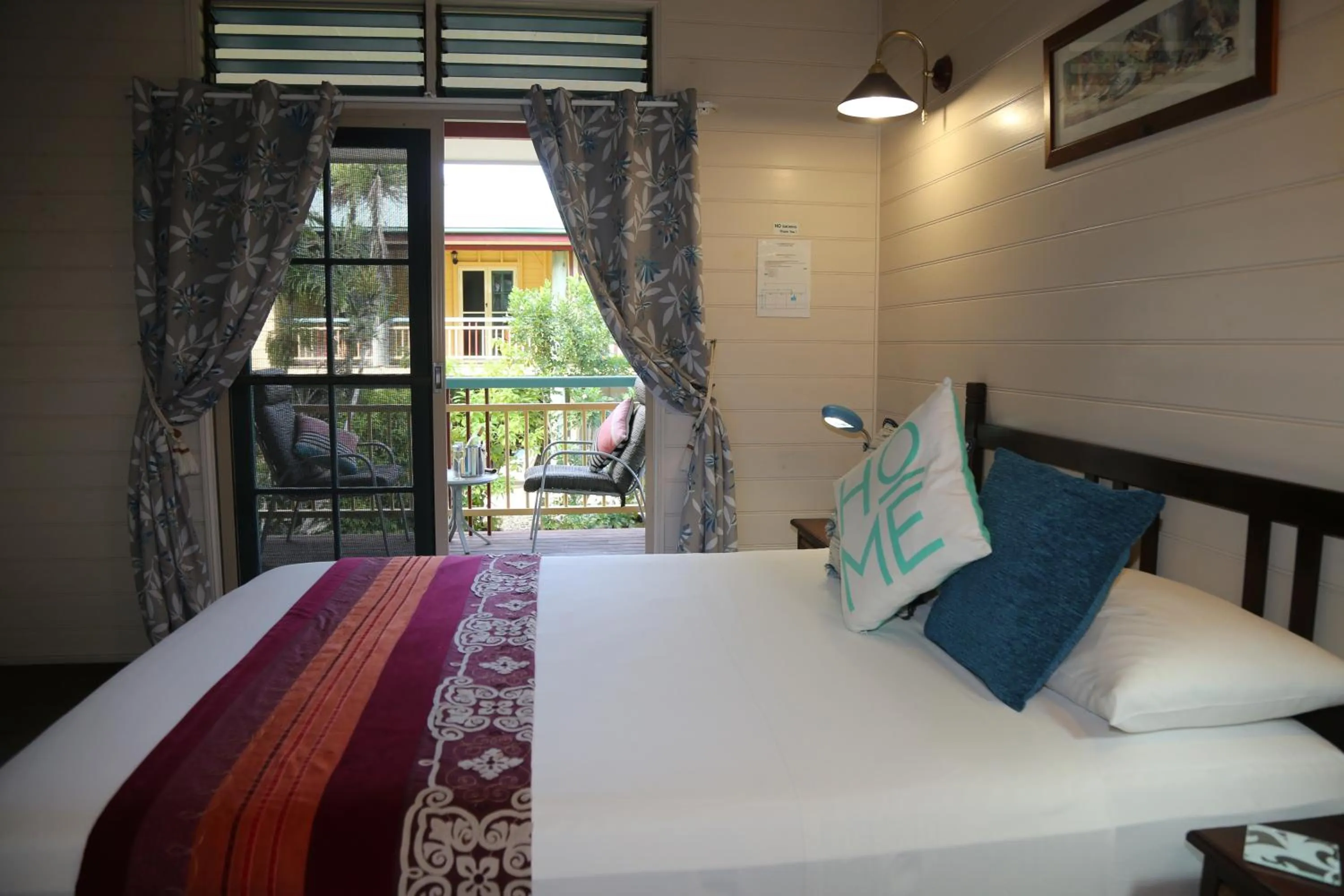 Bedroom, Bed in Licuala Lodge