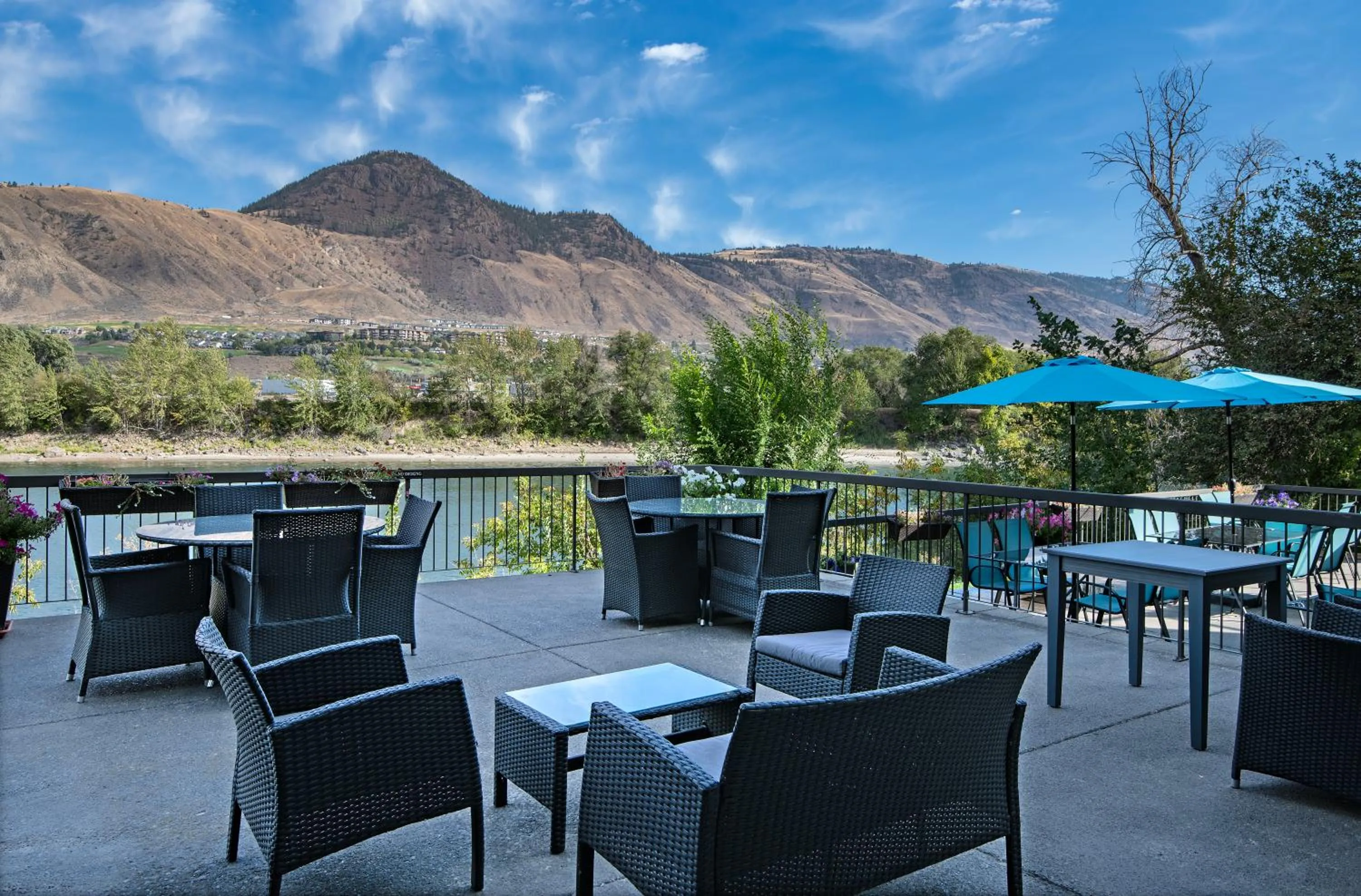 Patio in Riverland Inn & Suites