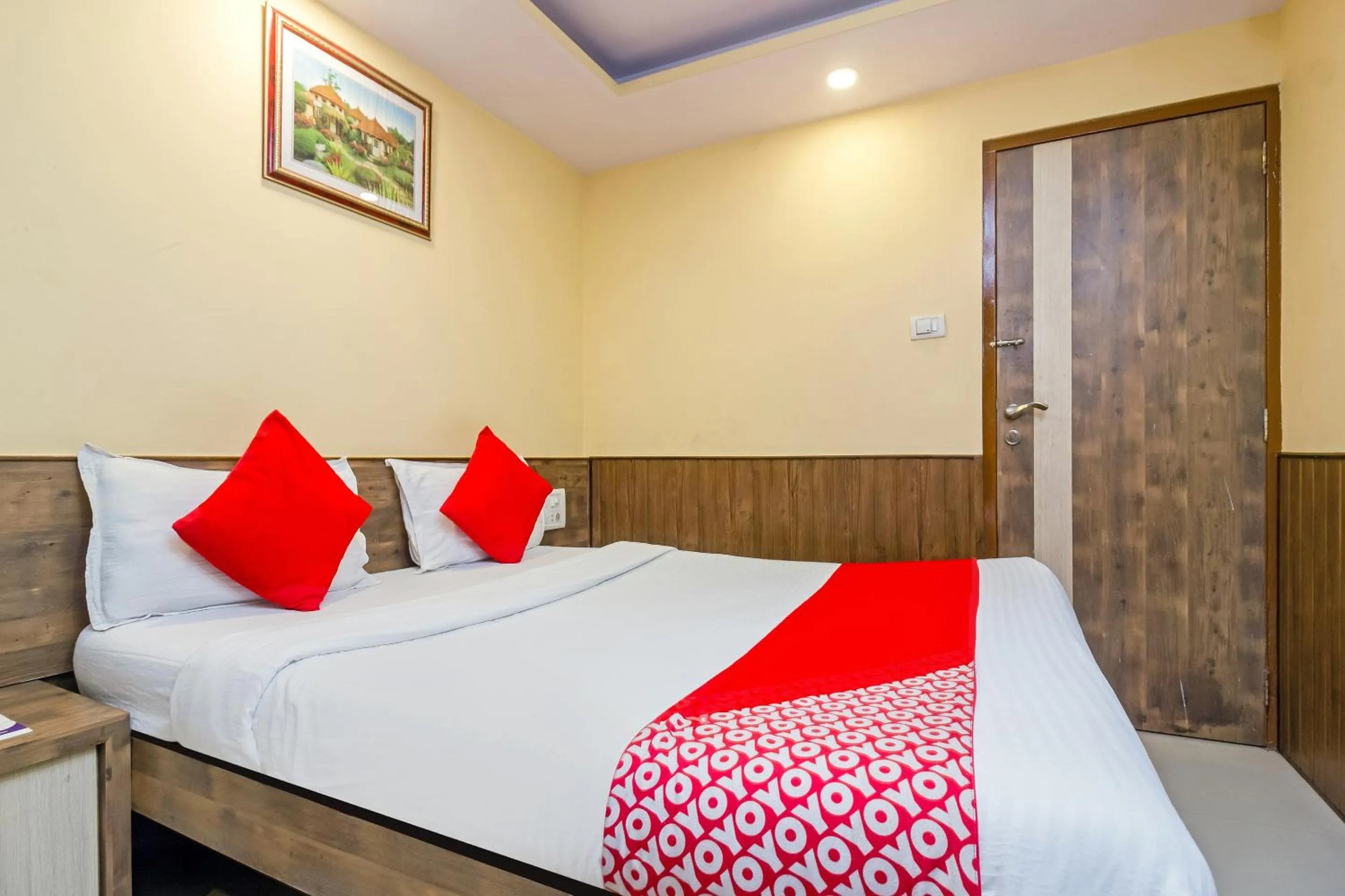 Bed in Hotel Arma Residency