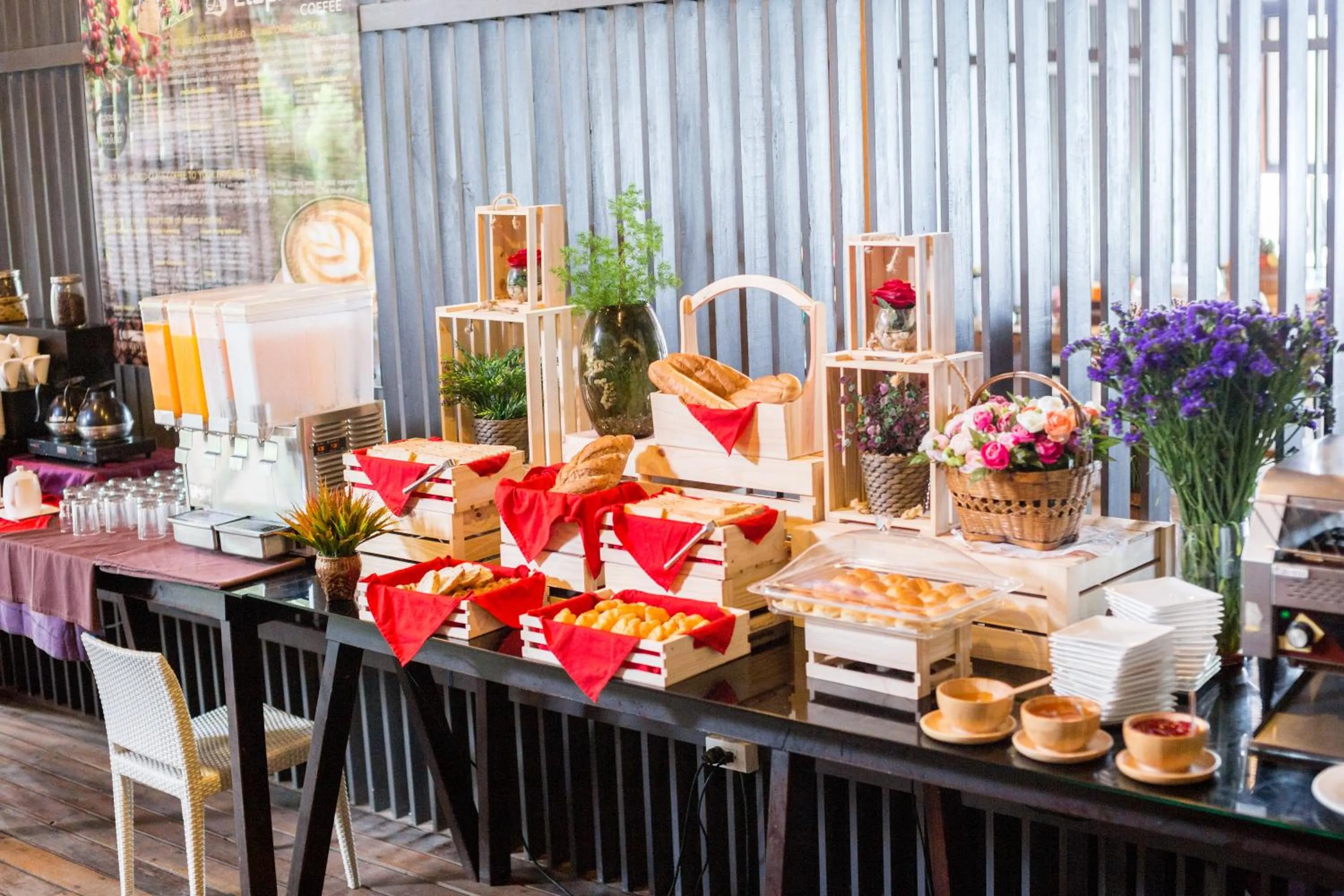 Breakfast in Samed Grandview Resort