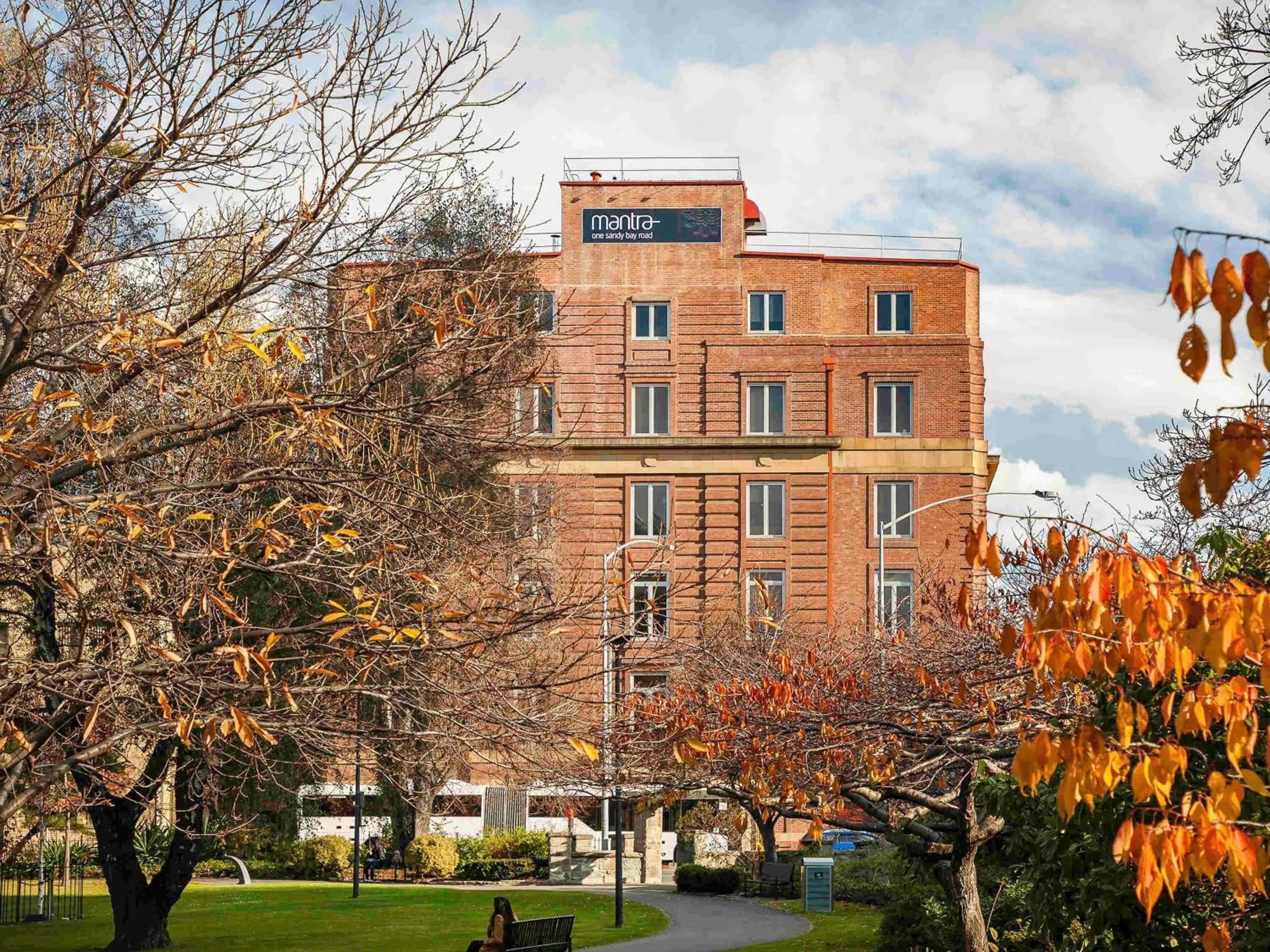 Property building in Mantra One Sandy Bay Road