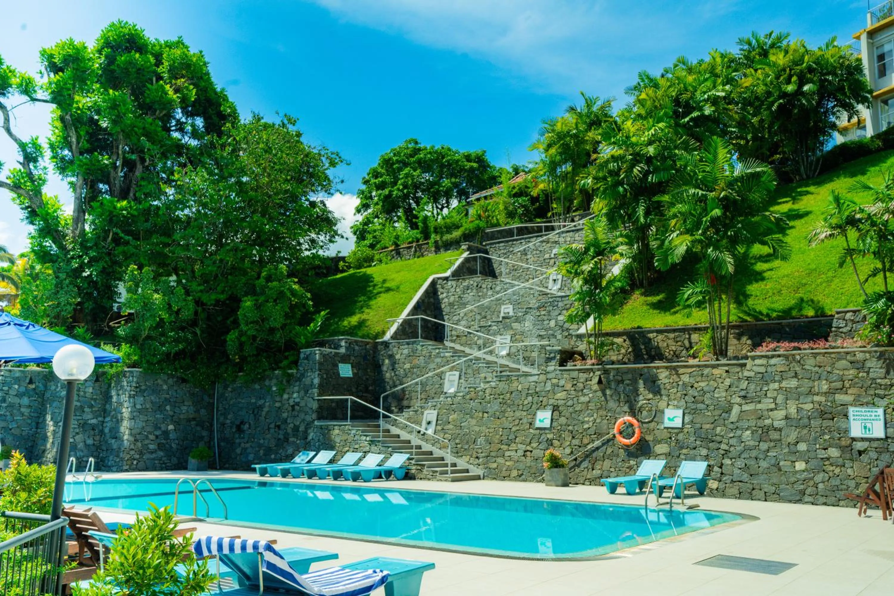 Garden view in Hotel Topaz