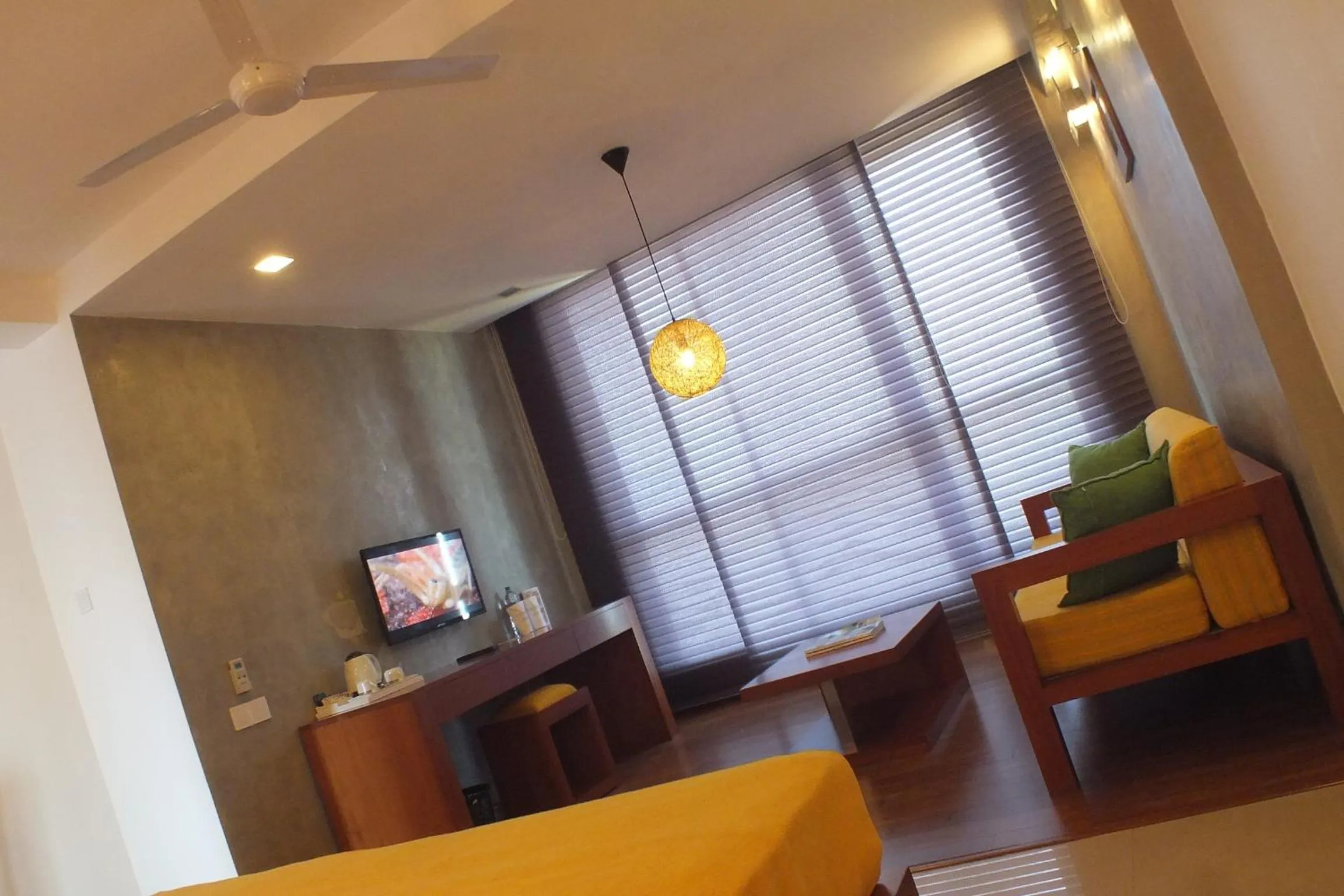 Photo of the whole room in Hotel Topaz