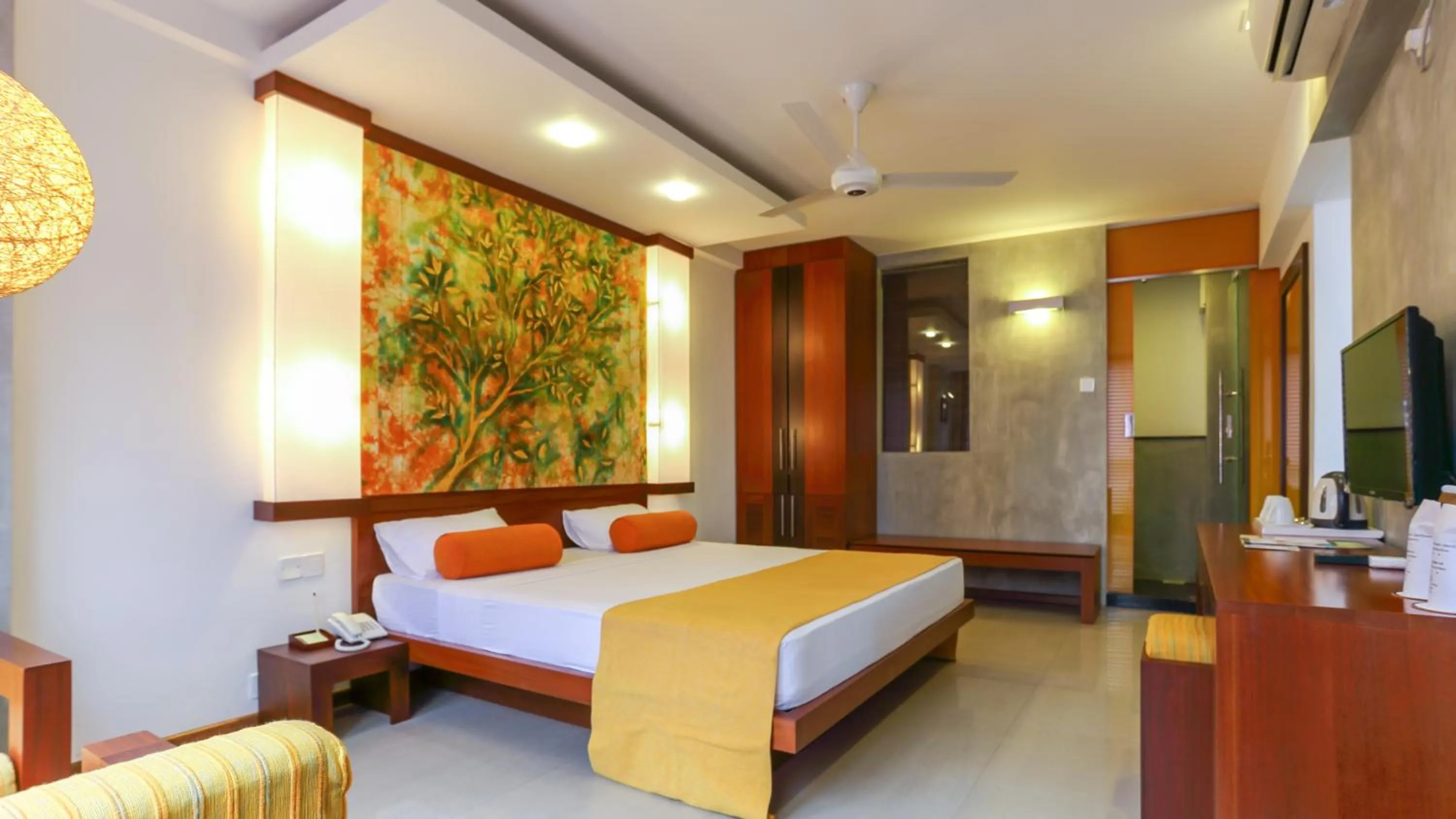 Bedroom, Bed in Hotel Topaz