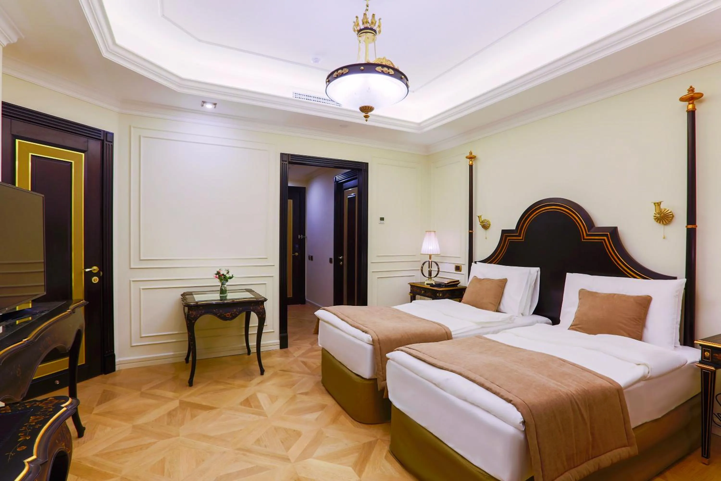 Bedroom, Bed in Golden Palace Hotel Yerevan