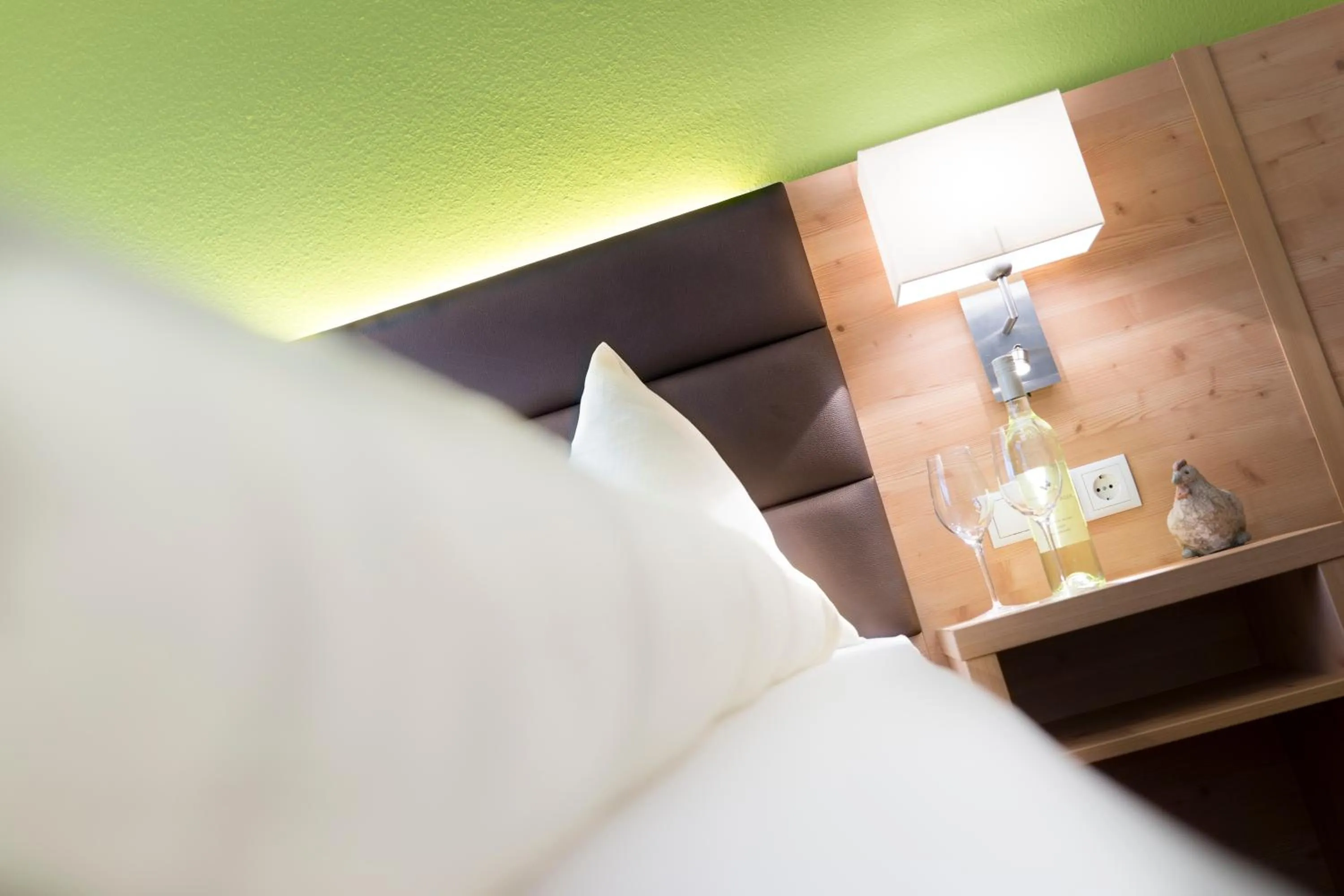 Bed in Hotel Rössl-Dependance Neue Post