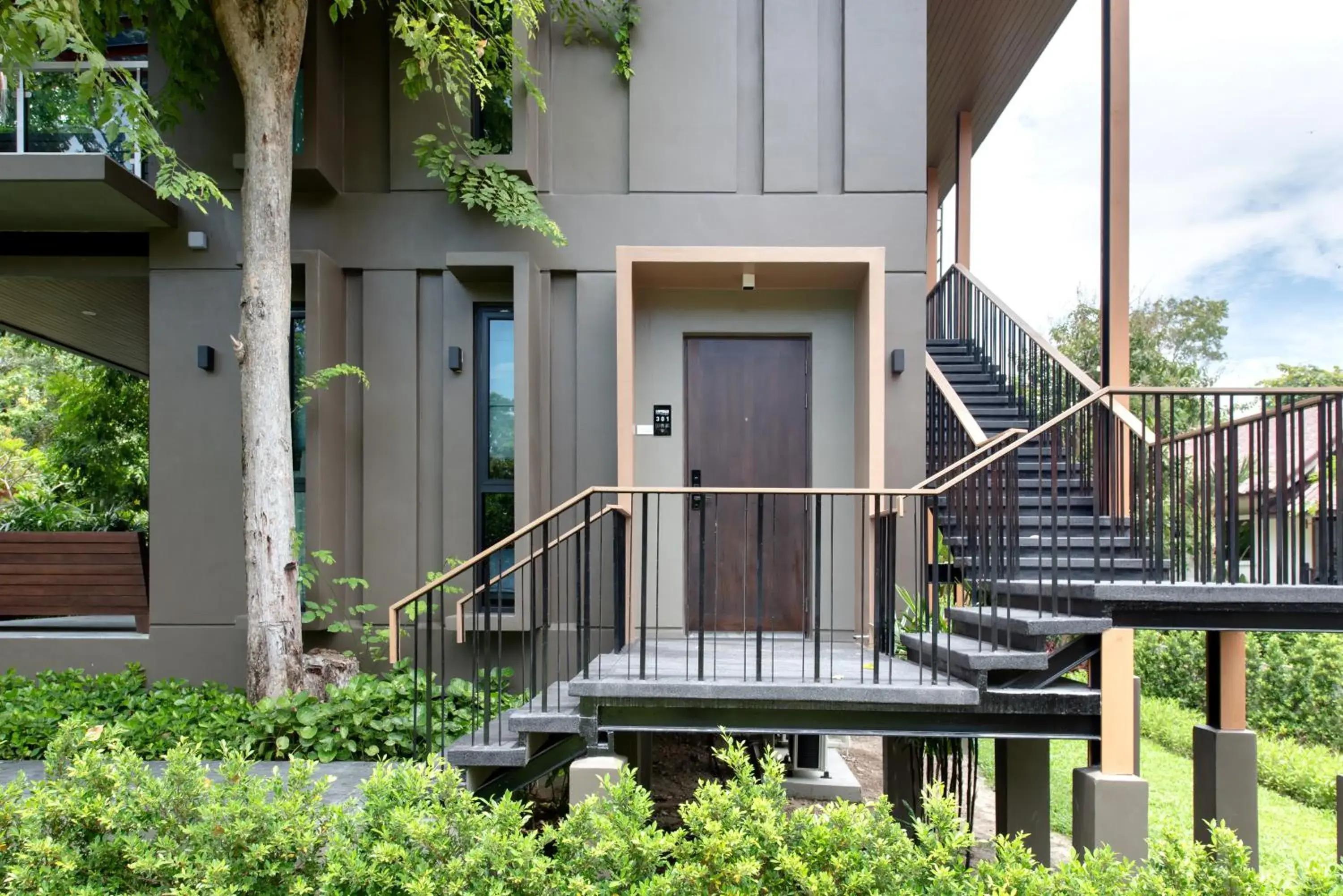 Suite Wooden Style in Ao Cho Grandview Hideaway Resort Suite Wooden Style in Ao Cho Grandview Hideaway Resort