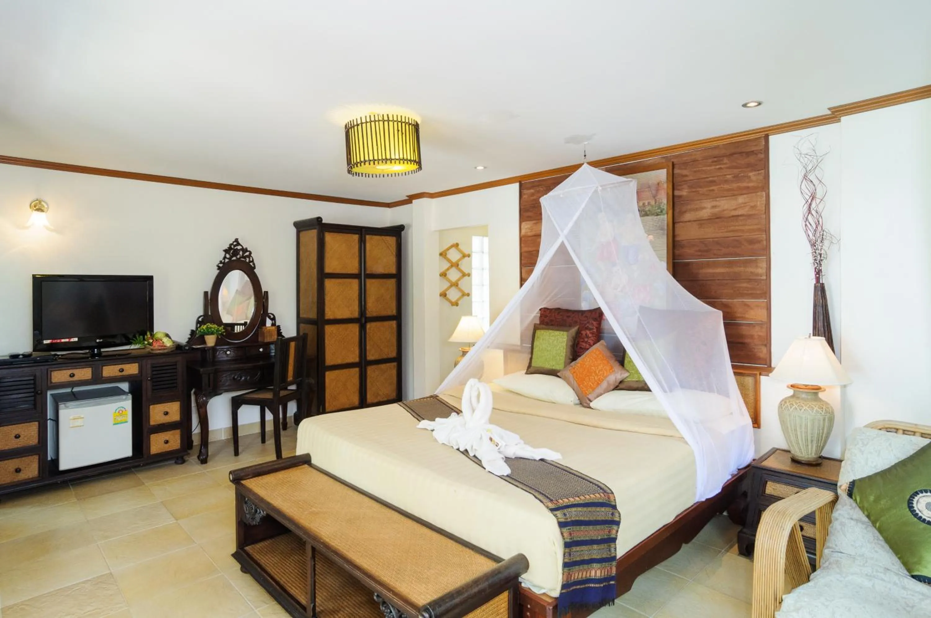 Bedroom, Bed in Ao Cho Grandview Hideaway Resort