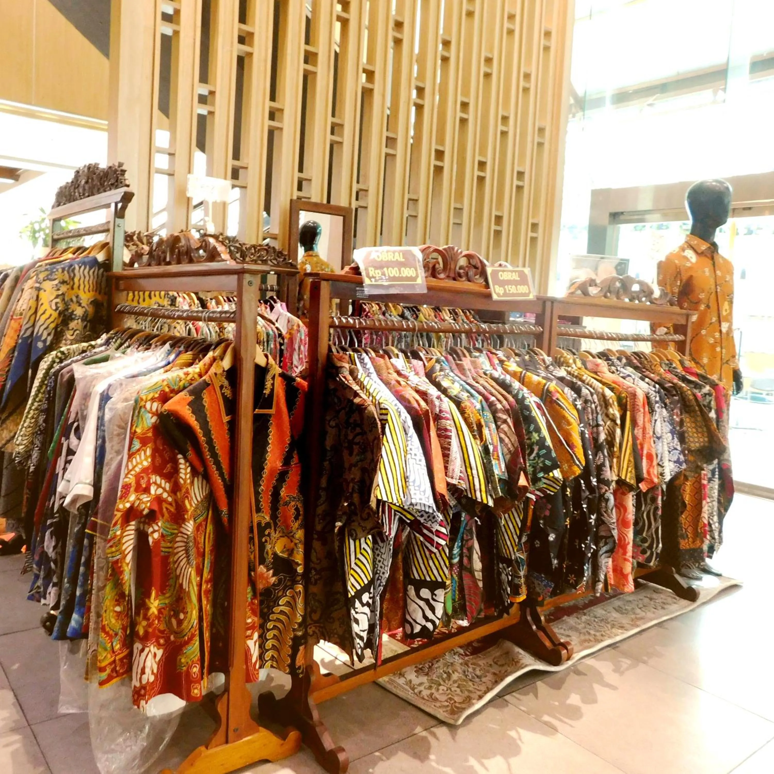 Property building in Tamarin Hotel Jakarta manage by Vib Hospitality Management