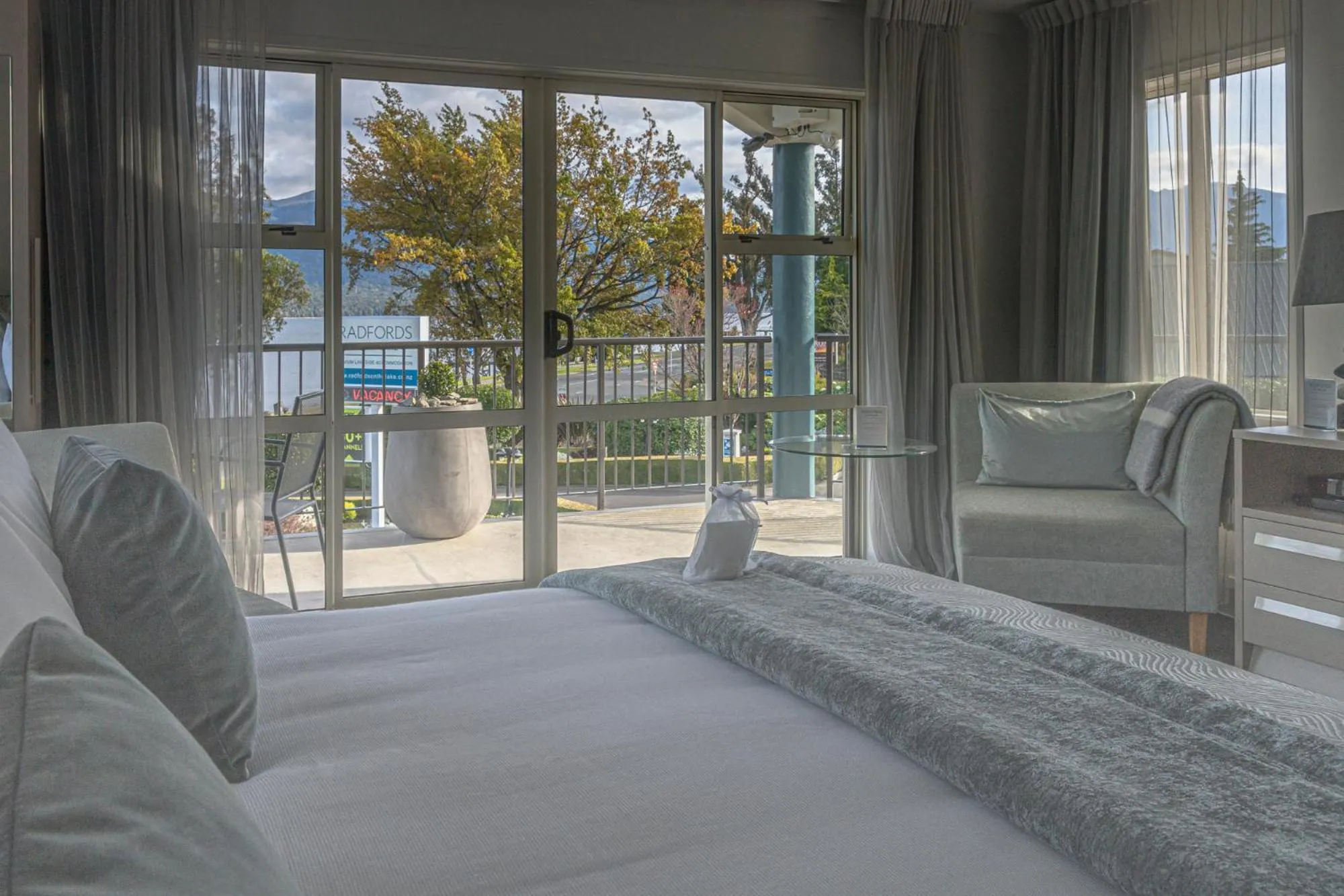 View (from property/room), Bed in Radfords on the Lake