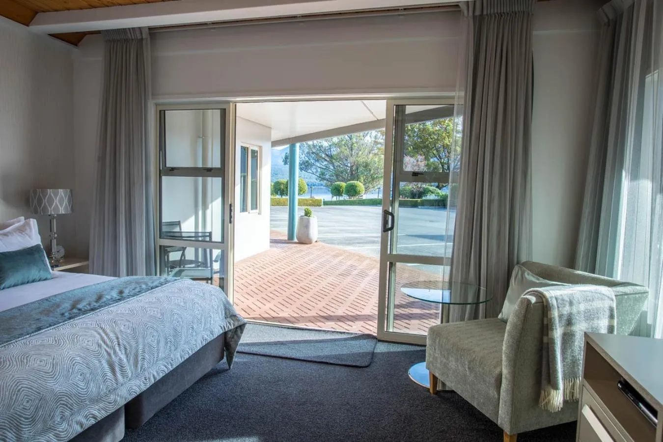 Bed in Radfords on the Lake