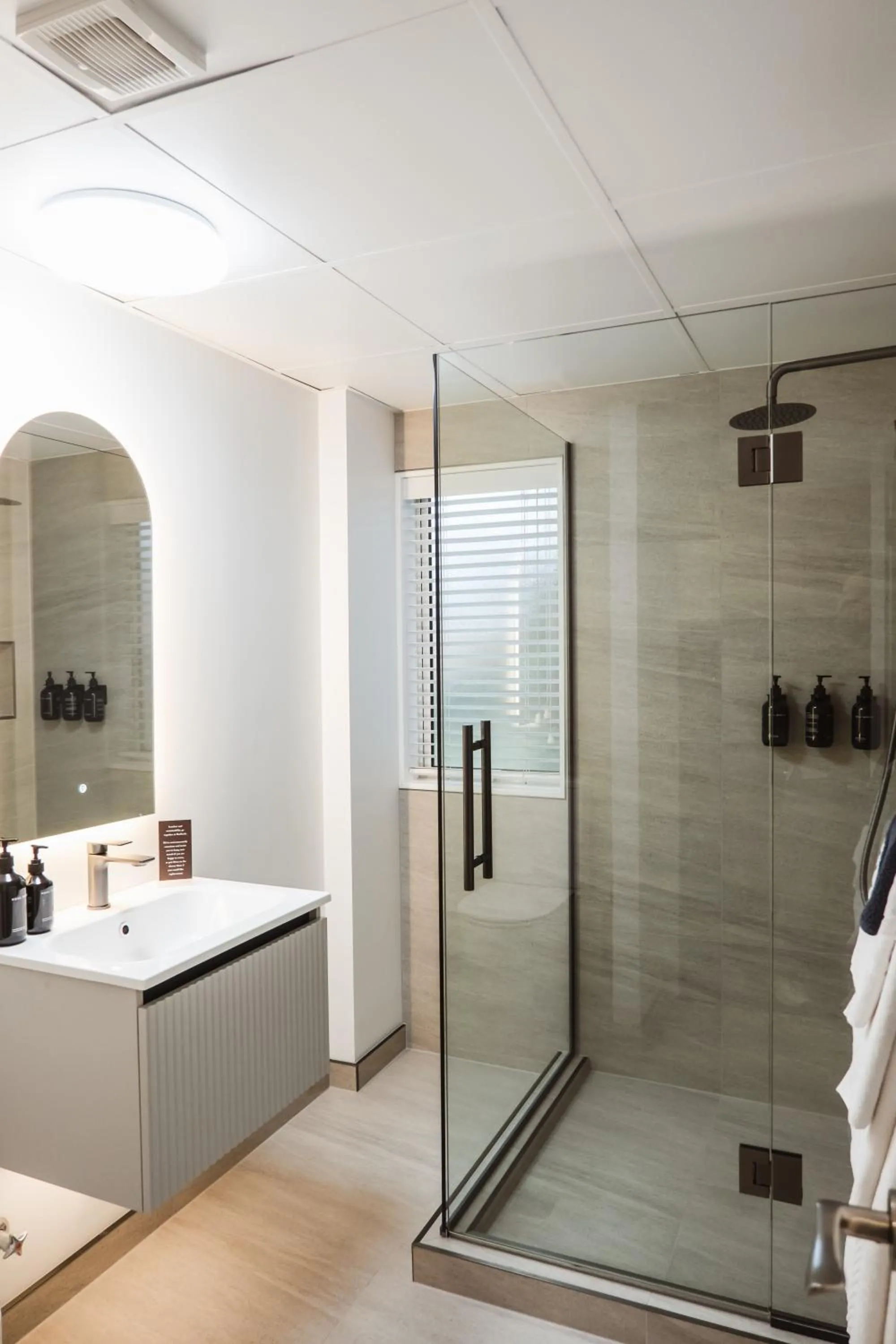 Bathroom in Radfords on the Lake