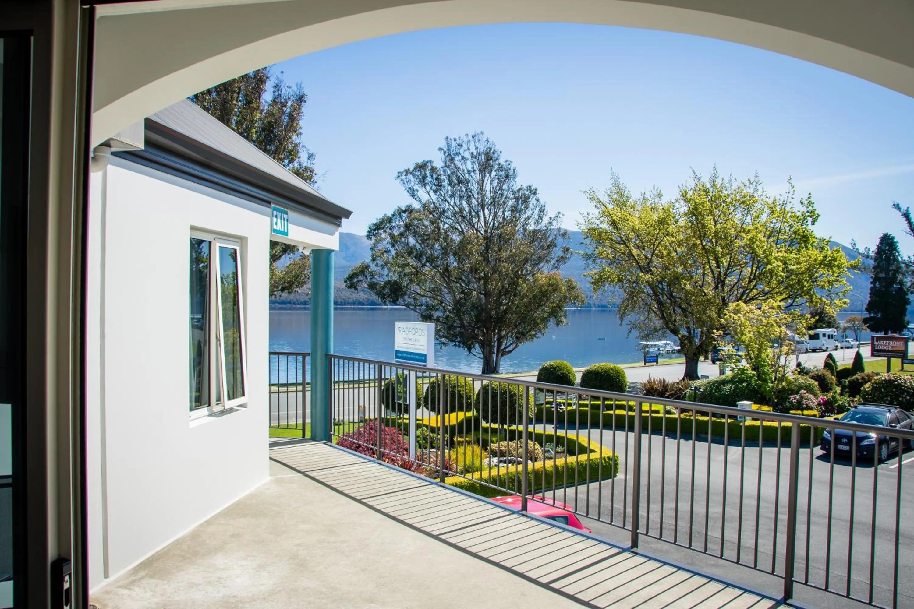 Garden view in Radfords on the Lake