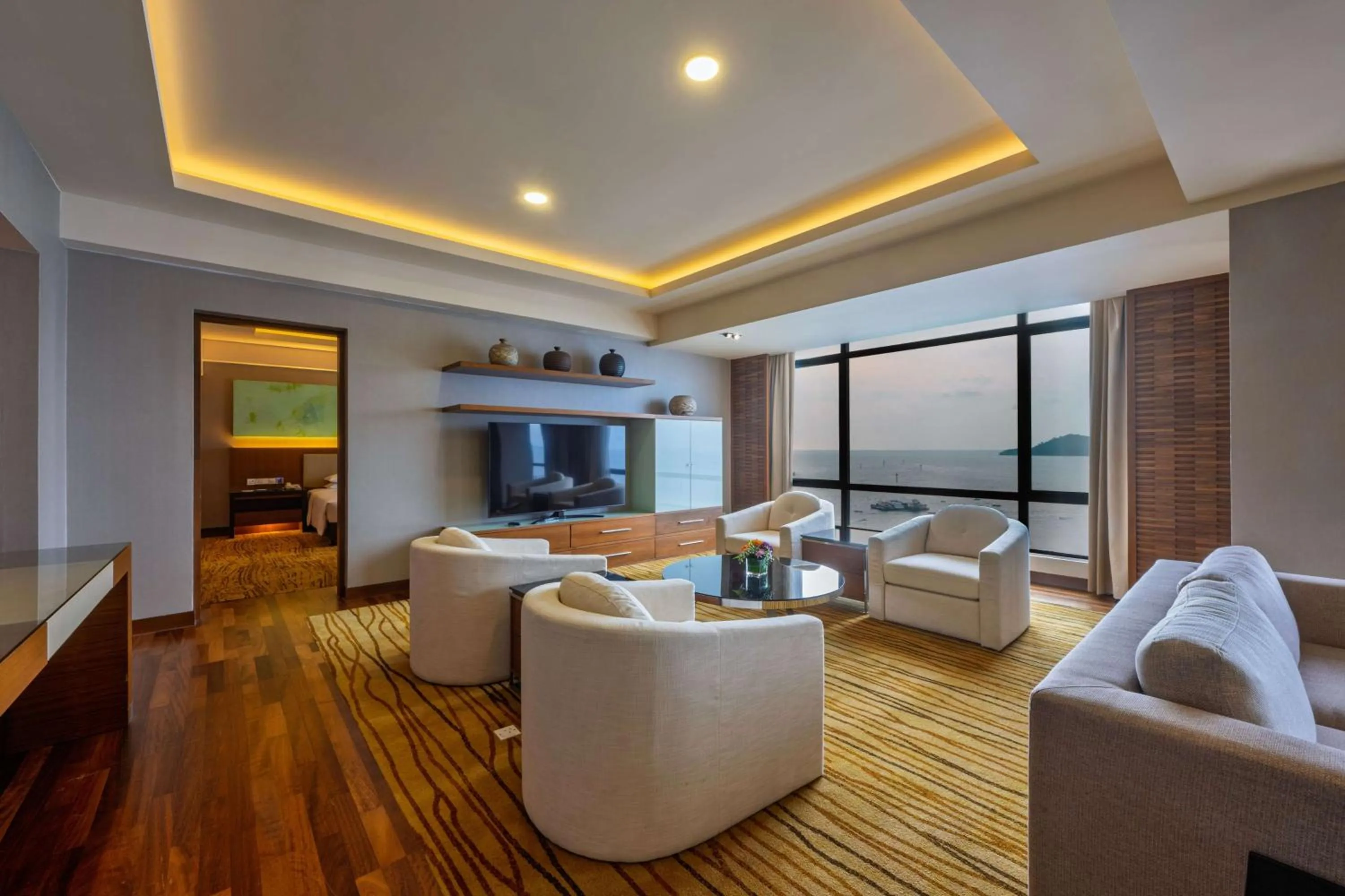 Photo of the whole room in Hyatt Regency Kinabalu