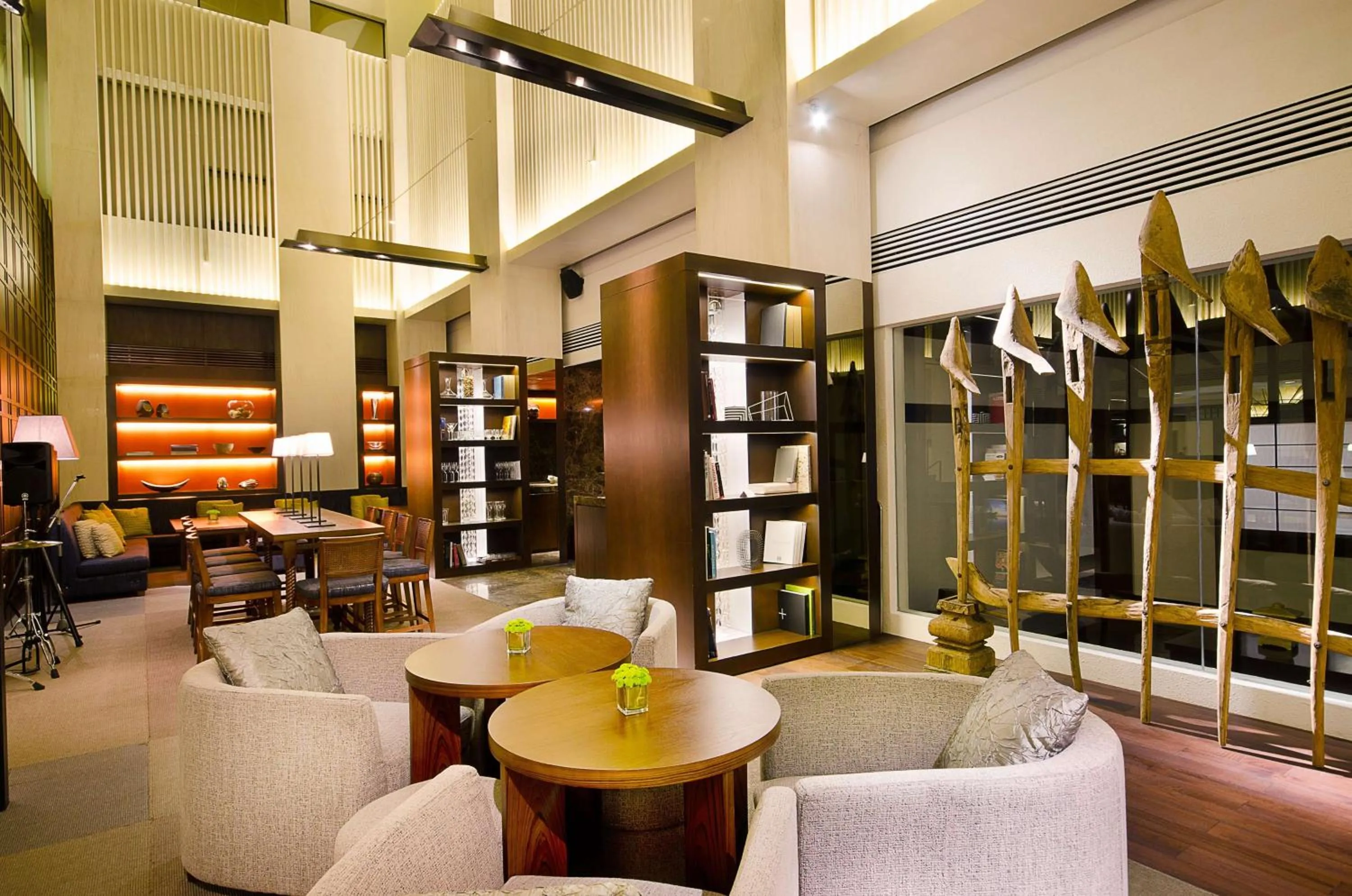 Lounge or bar in Hyatt Regency Kinabalu