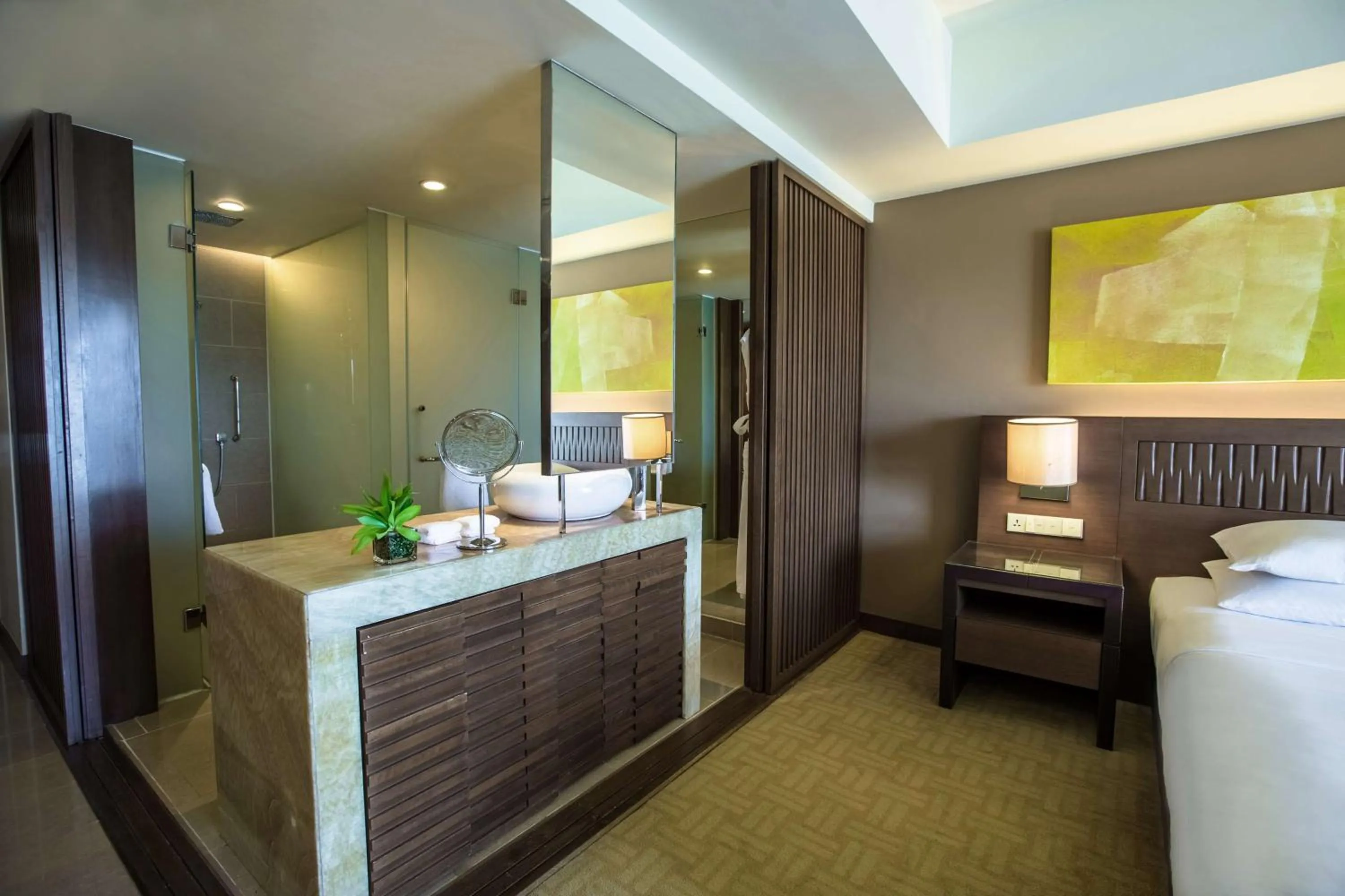 Bathroom, Bed in Hyatt Regency Kinabalu