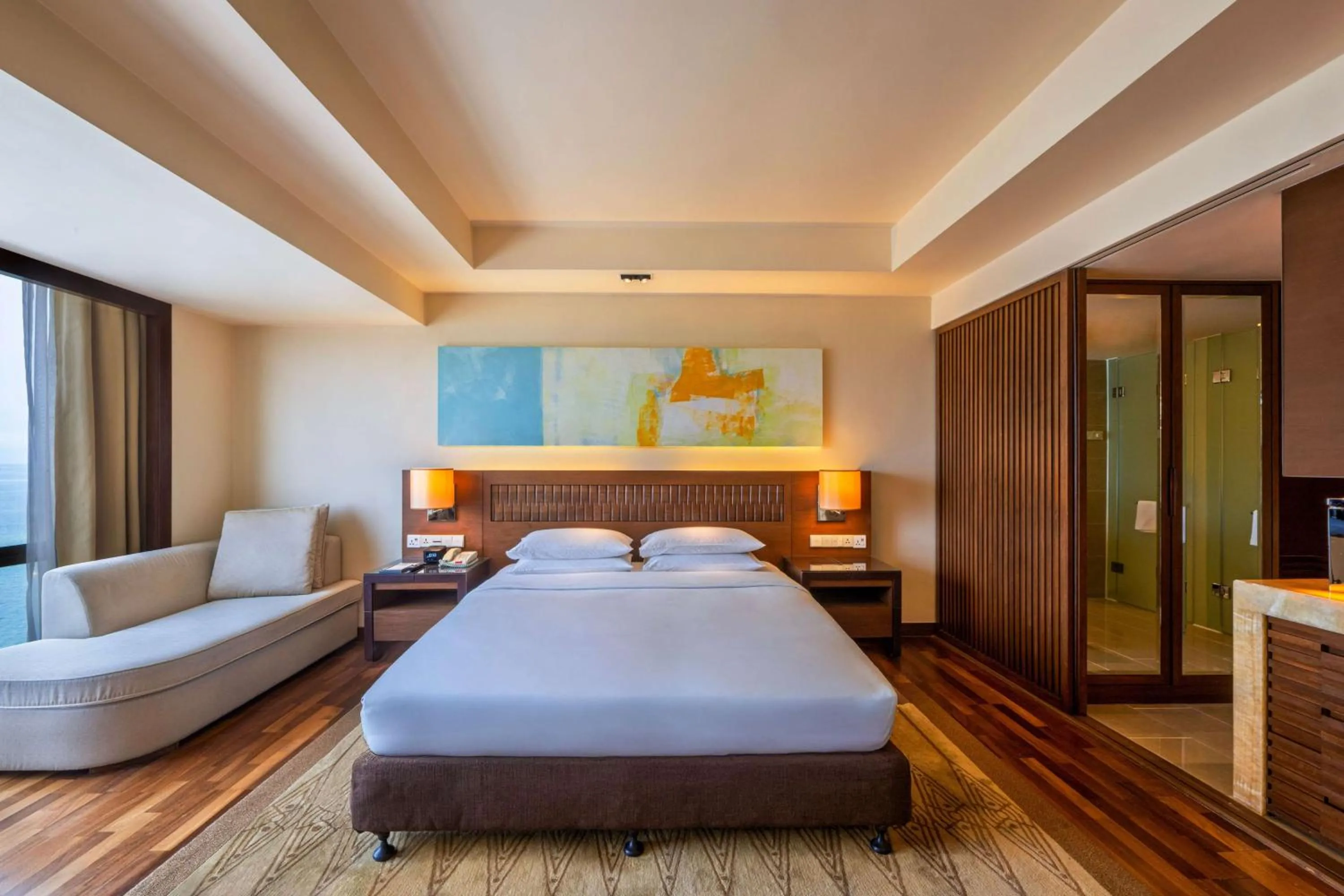 Bedroom, Bed in Hyatt Regency Kinabalu