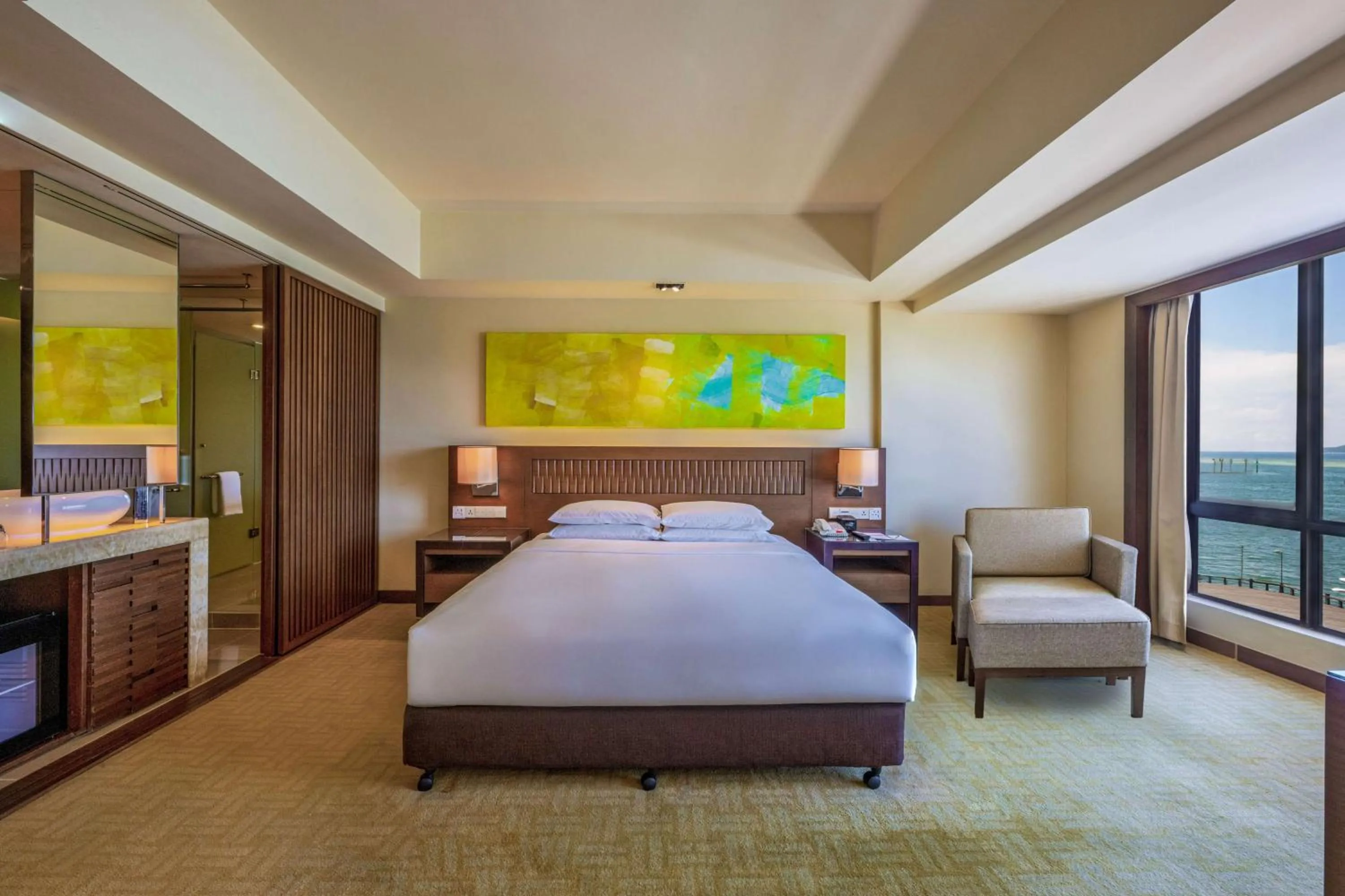 Bedroom, Bed in Hyatt Regency Kinabalu