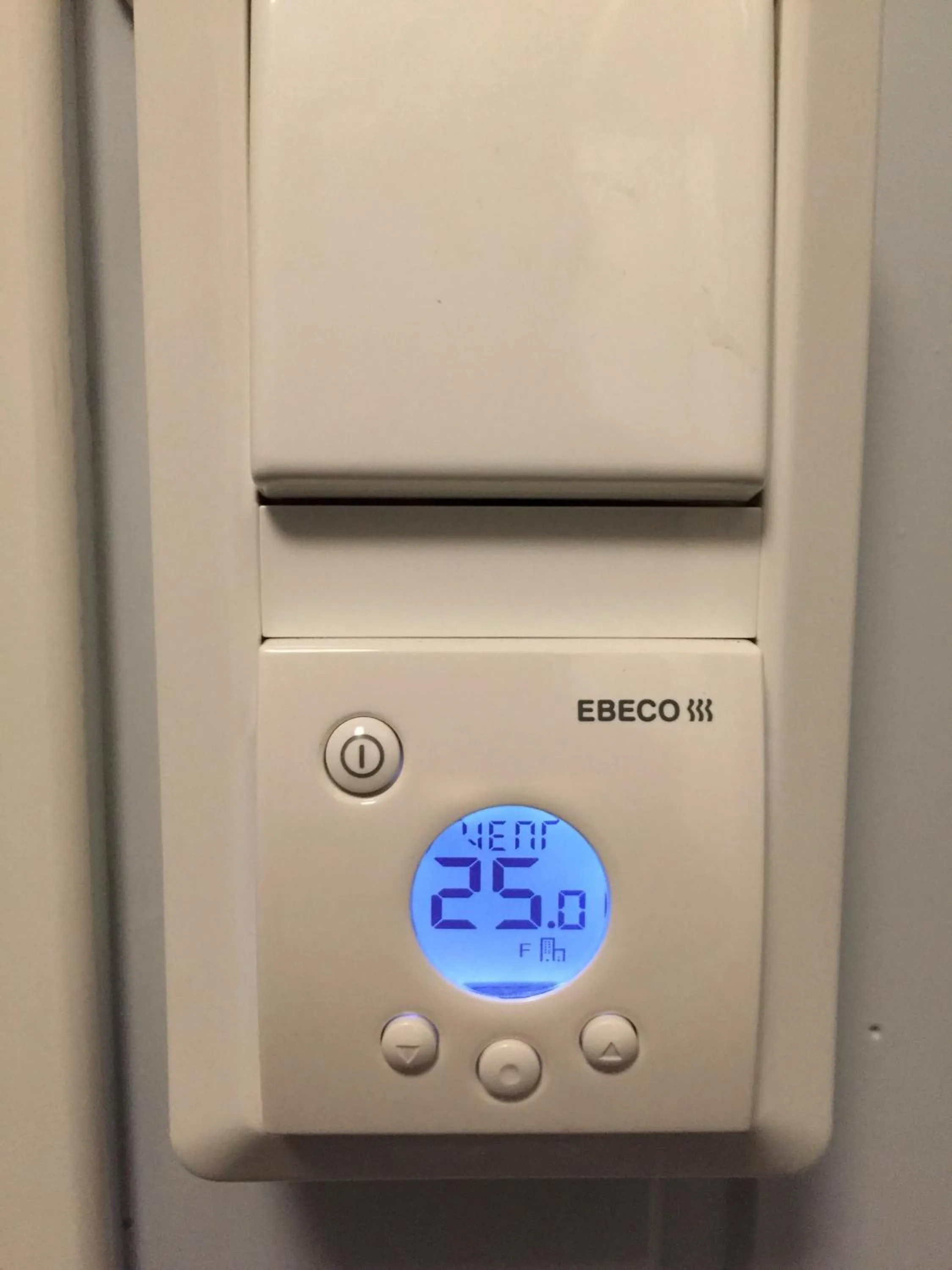 Decorative detail in Koselig Hytte i Hemsedal with outdoor Sauna