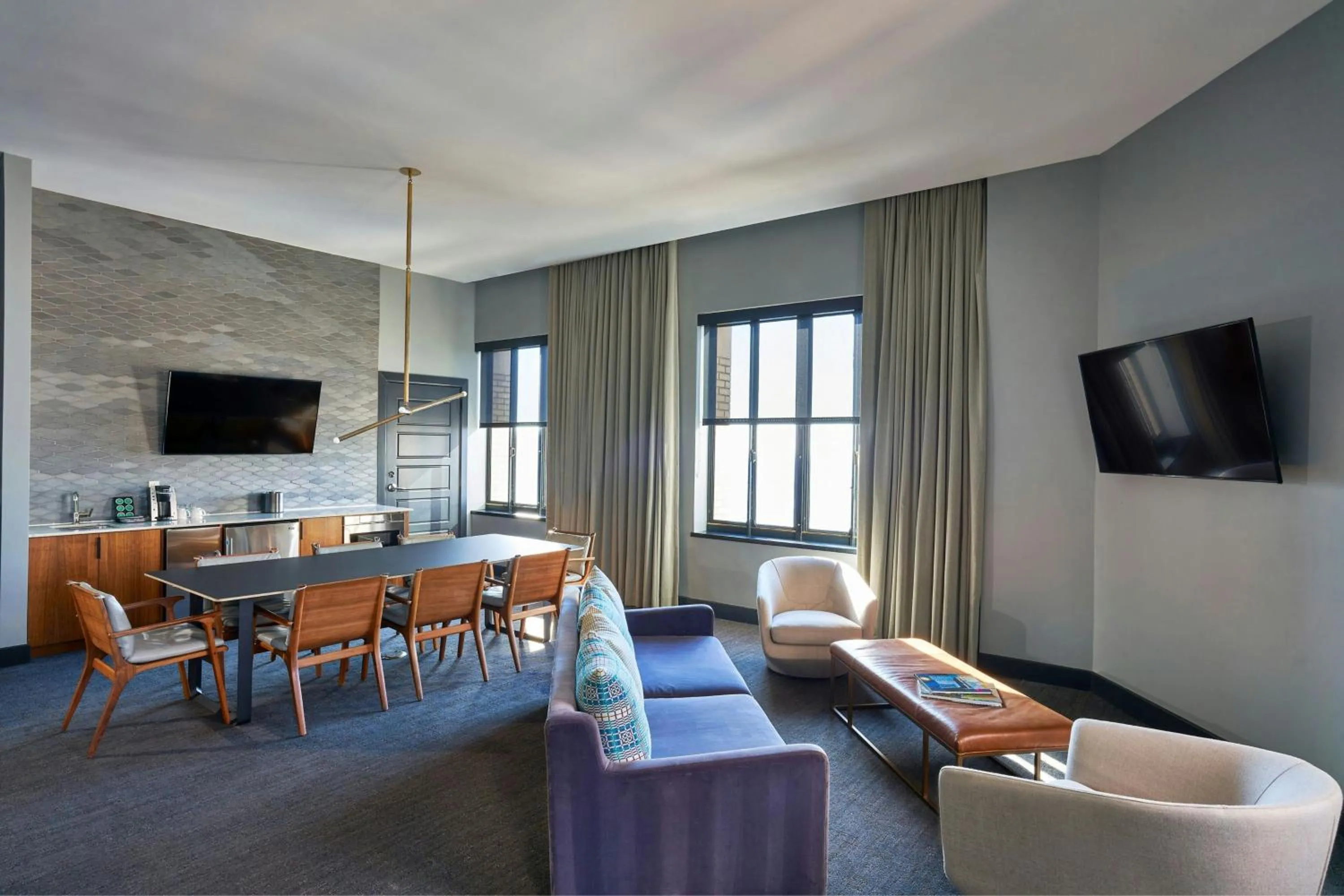 Photo of the whole room in Renaissance Saint Elm Dallas Downtown Hotel