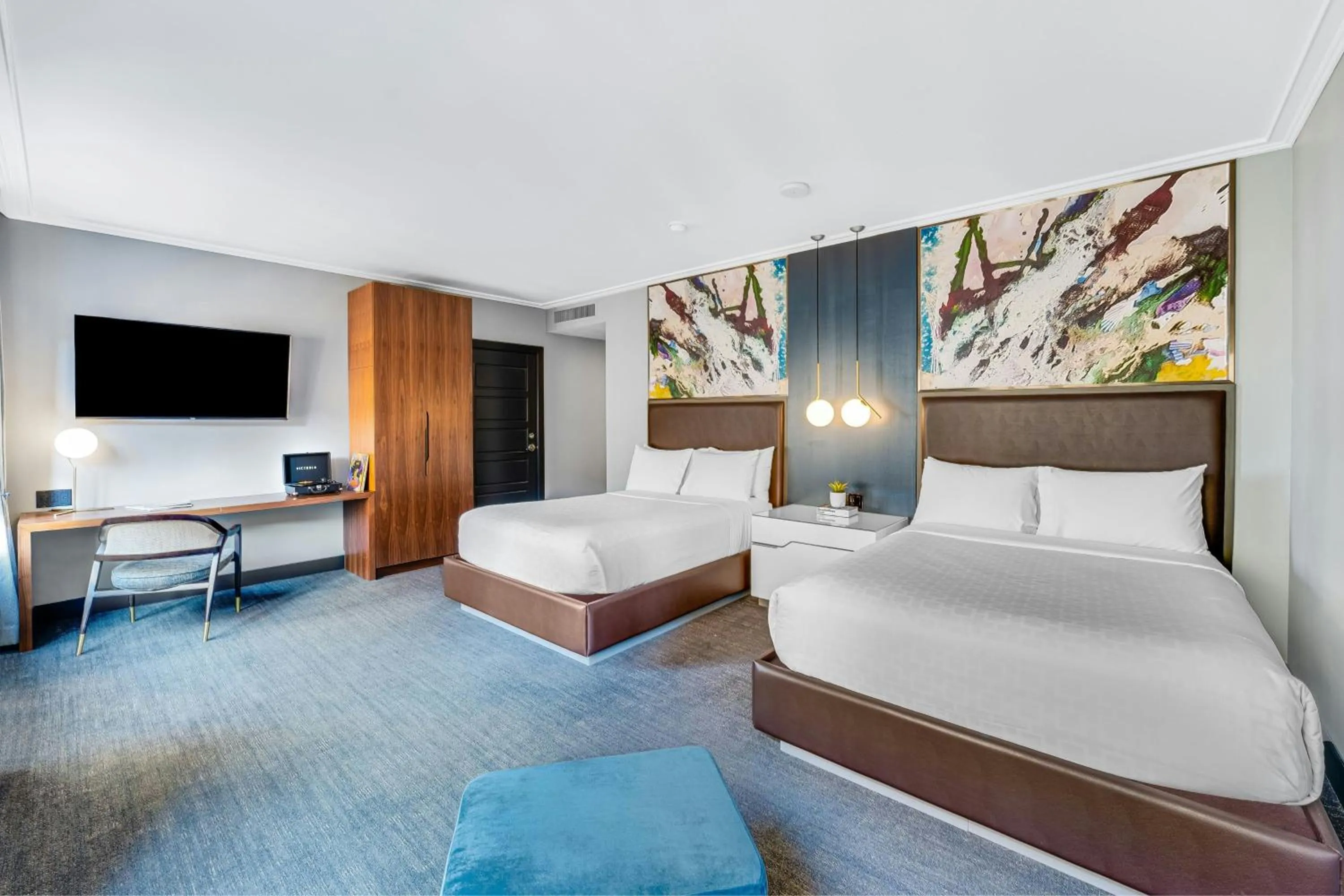 Photo of the whole room, Bed in Renaissance Saint Elm Dallas Downtown Hotel