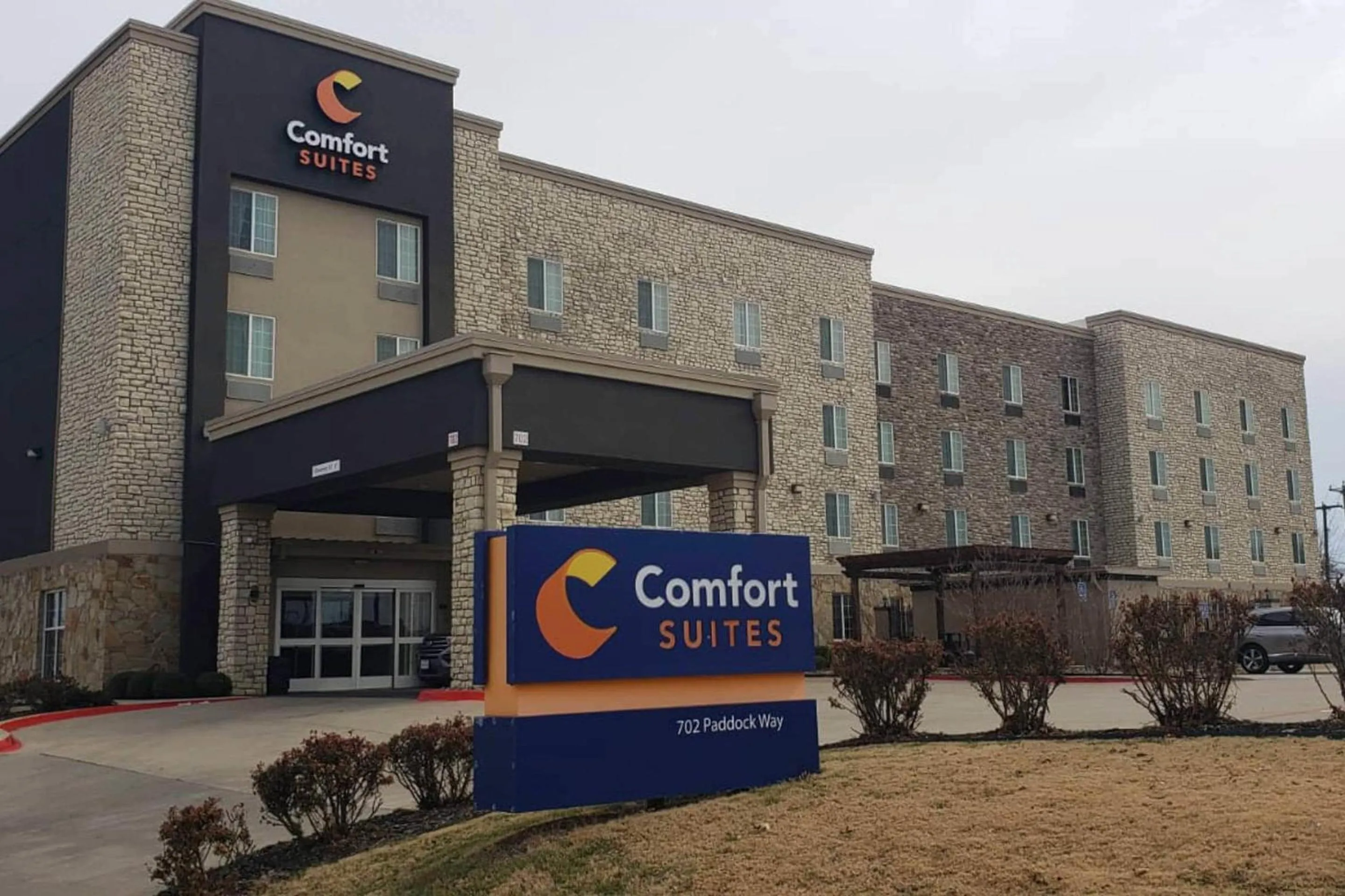 Property building in Comfort Suites Grand Prairie - Arlington North