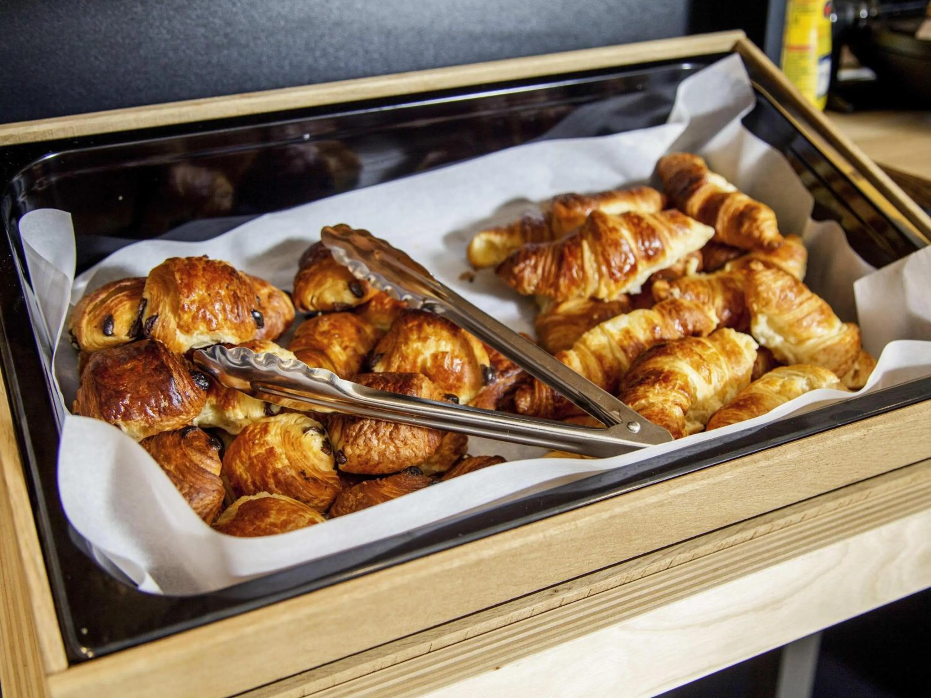 Breakfast in ibis Styles Paris Cadet Lafayette