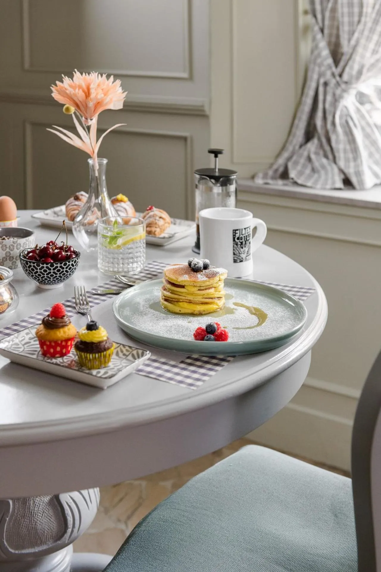 Breakfast in Hotel Vagabond