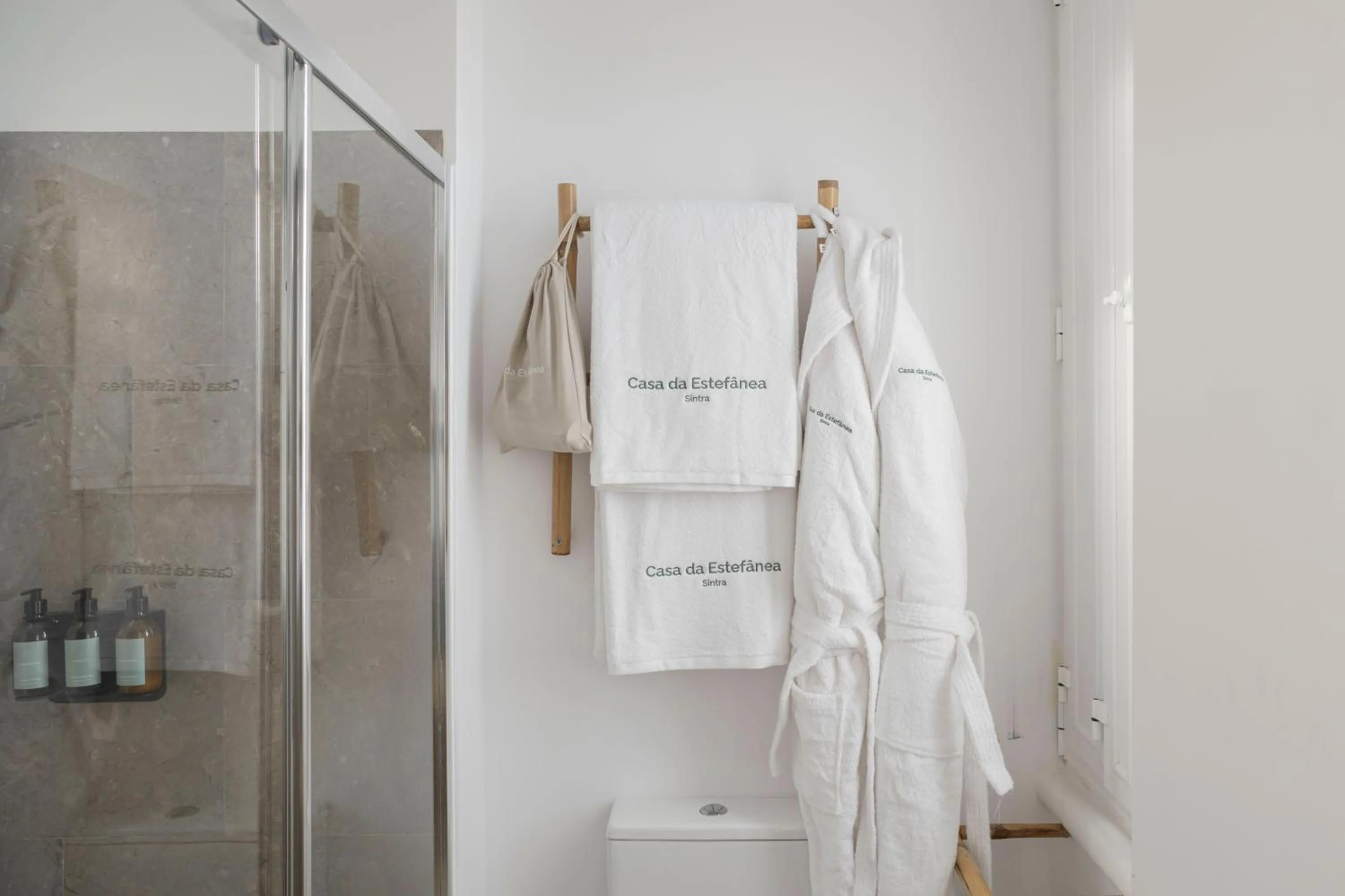 Shower in Casa da Estefânea