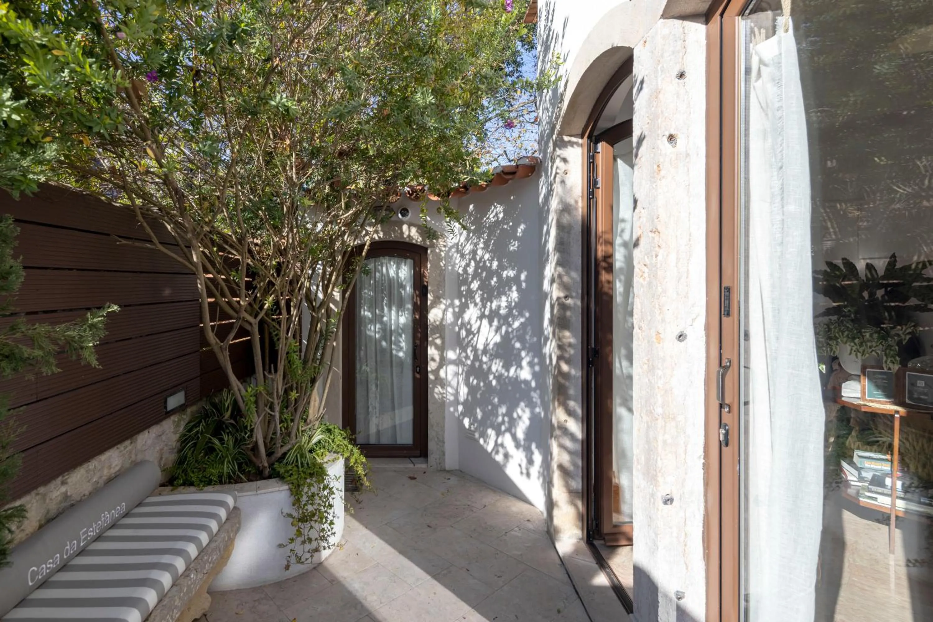 Property building in Casa da Estefânea