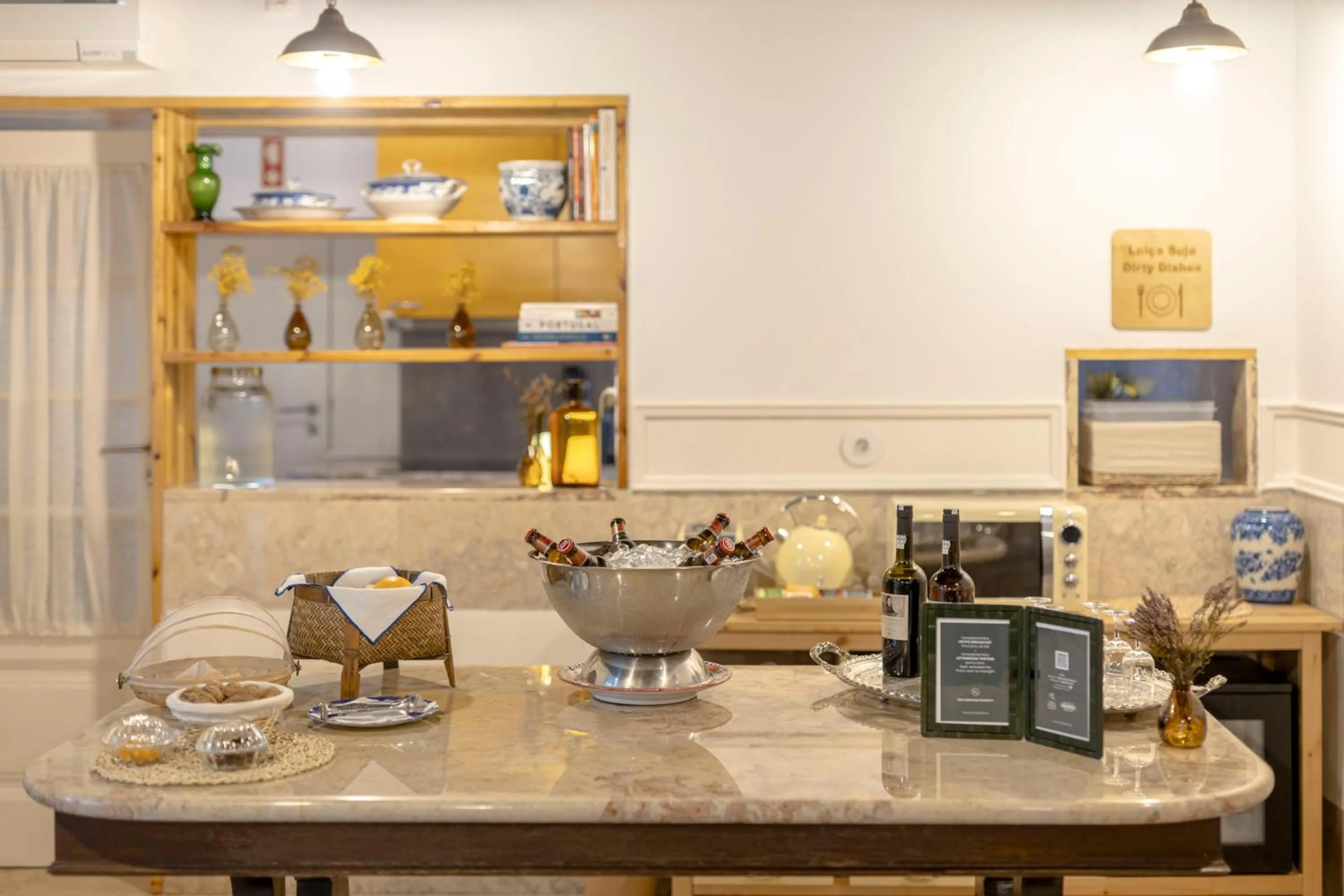 Coffee/tea facilities in Casa da Estefânea