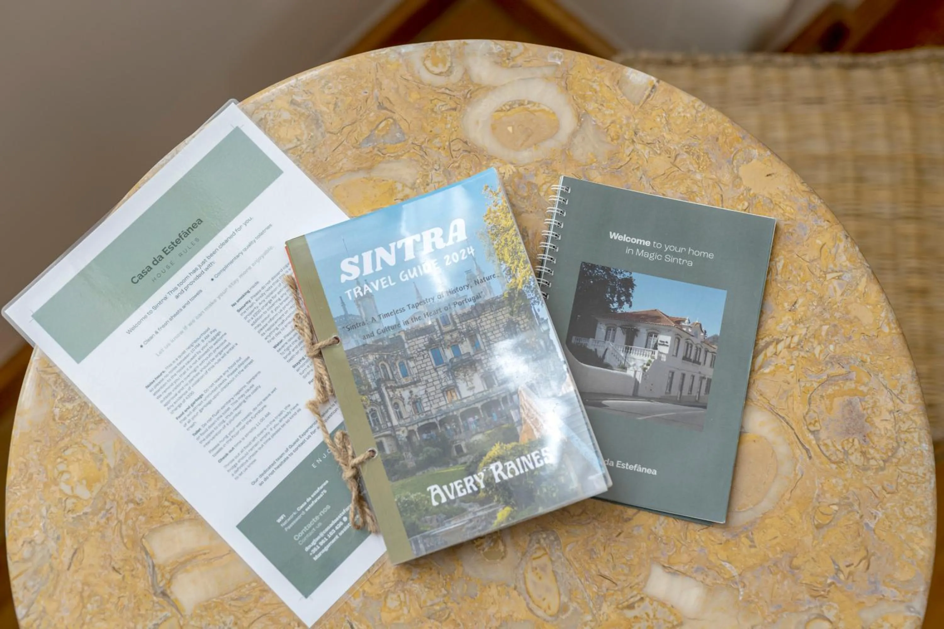 Decorative detail in Casa da Estefânea