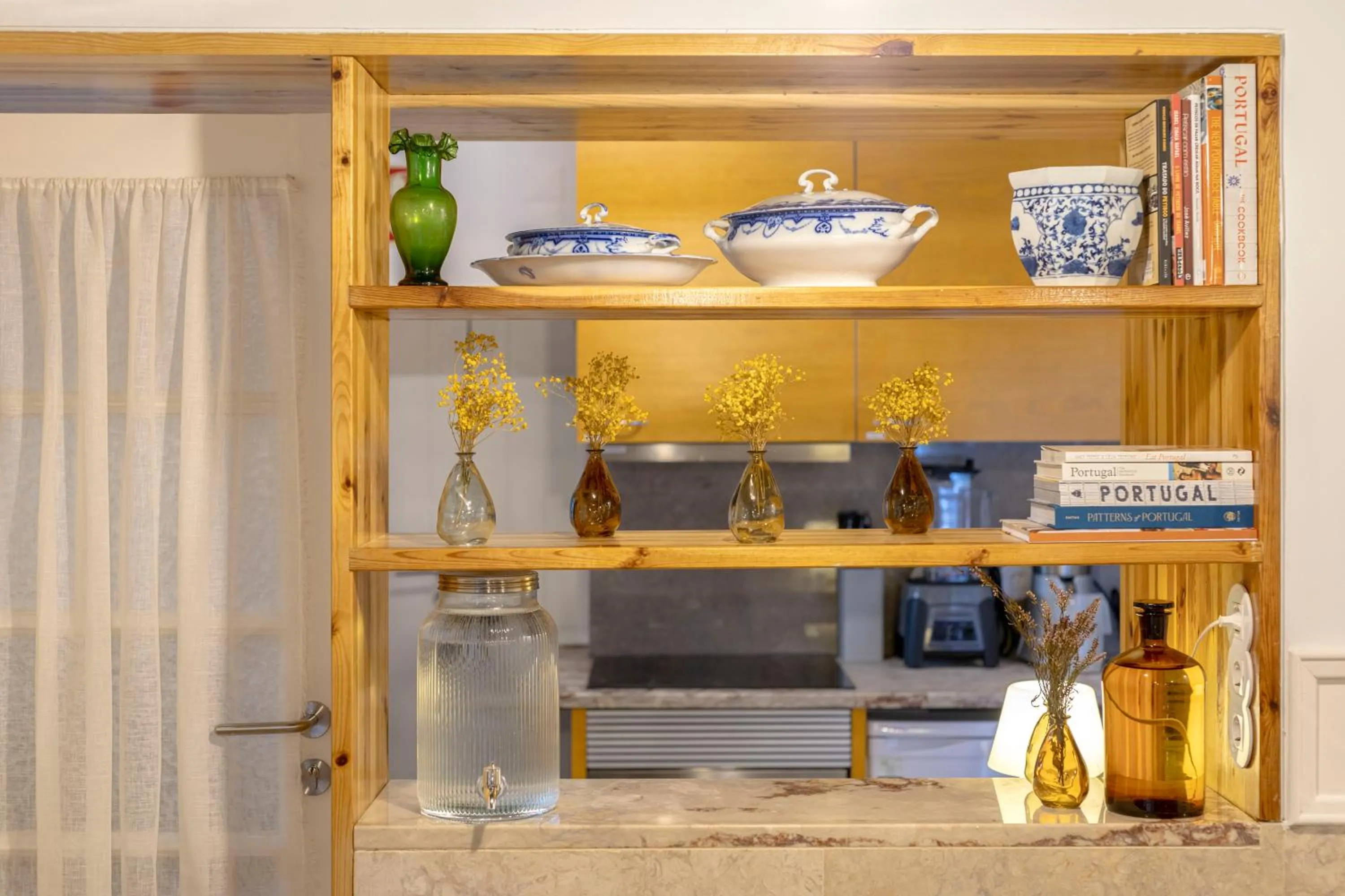 Restaurant/places to eat in Casa da Estefânea