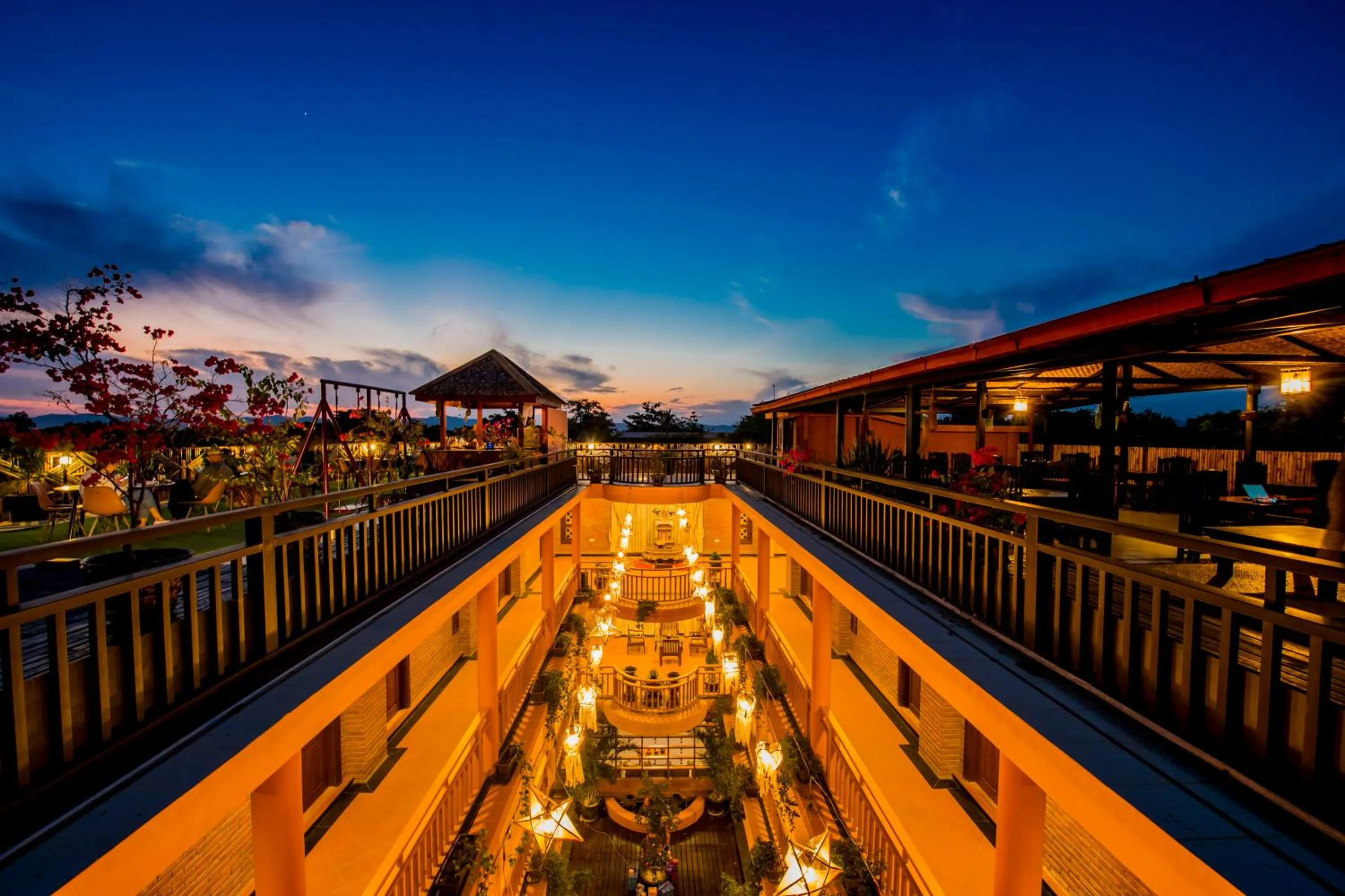 Lounge or bar in Bagan View Hotel