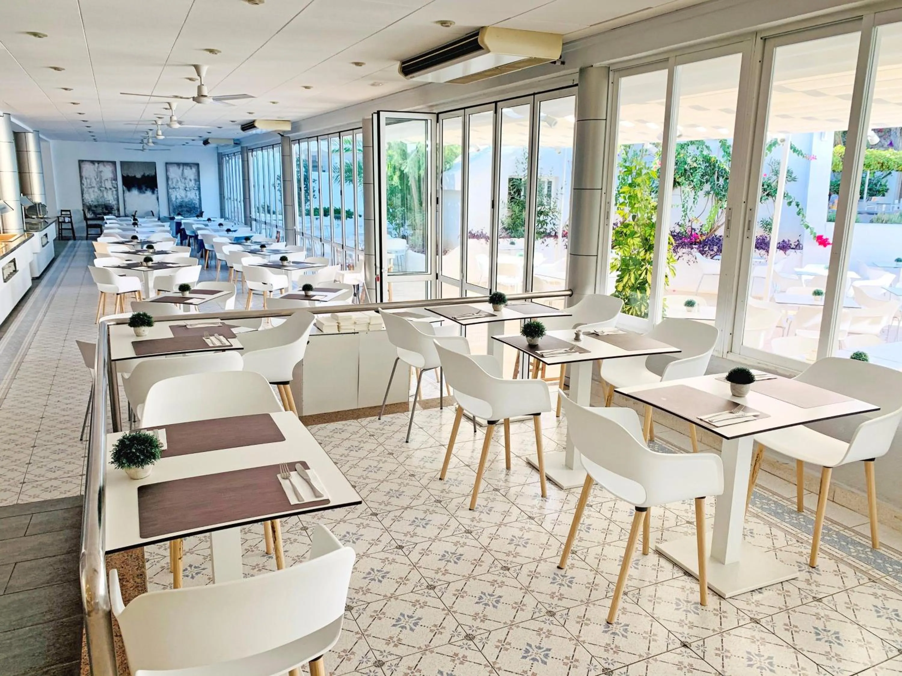 Restaurant/places to eat in BLUESEA Ses Cases d'Or