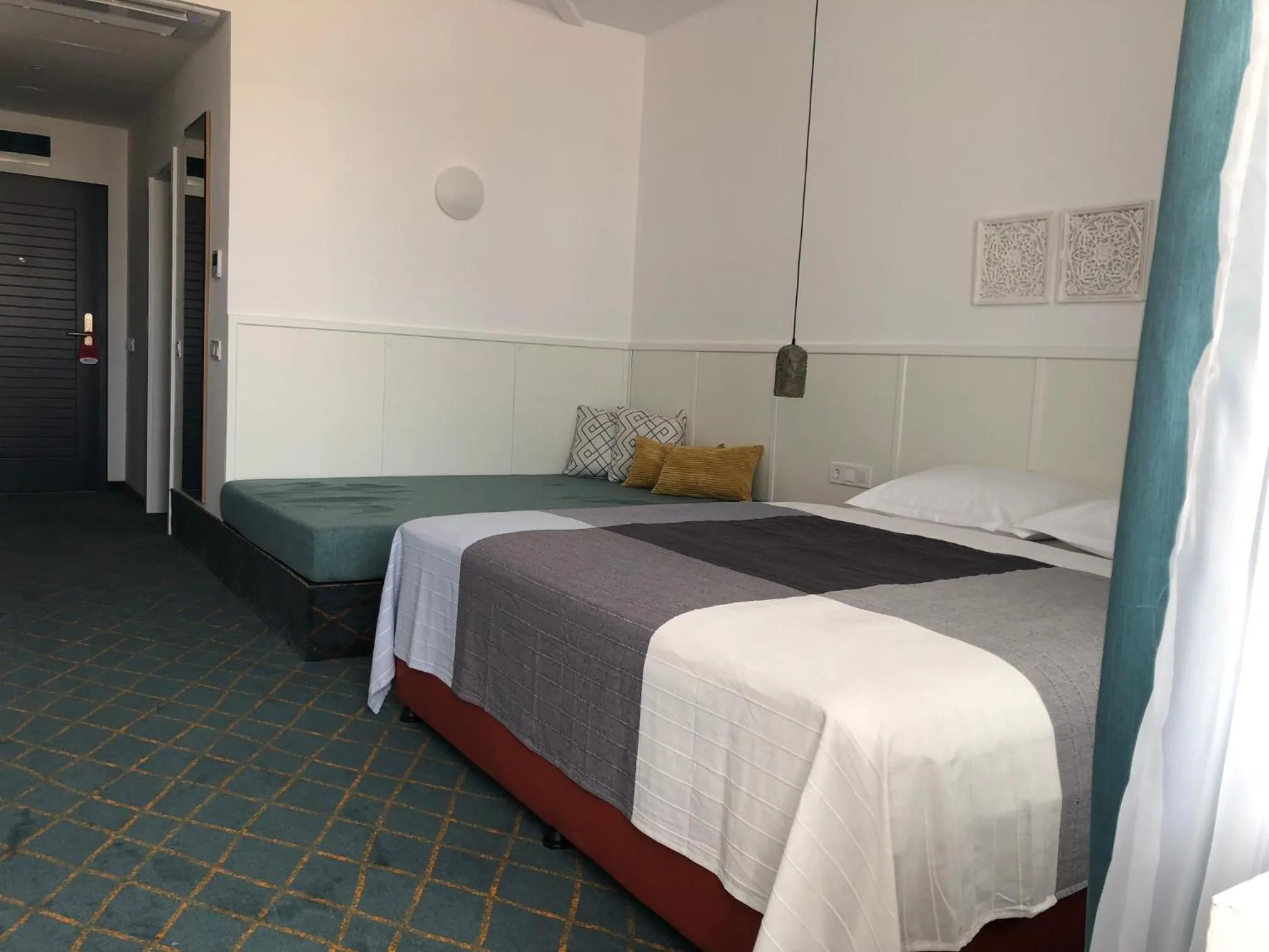 Photo of the whole room, Bed in Sunrise Blue Magic Resort - All Inclusive