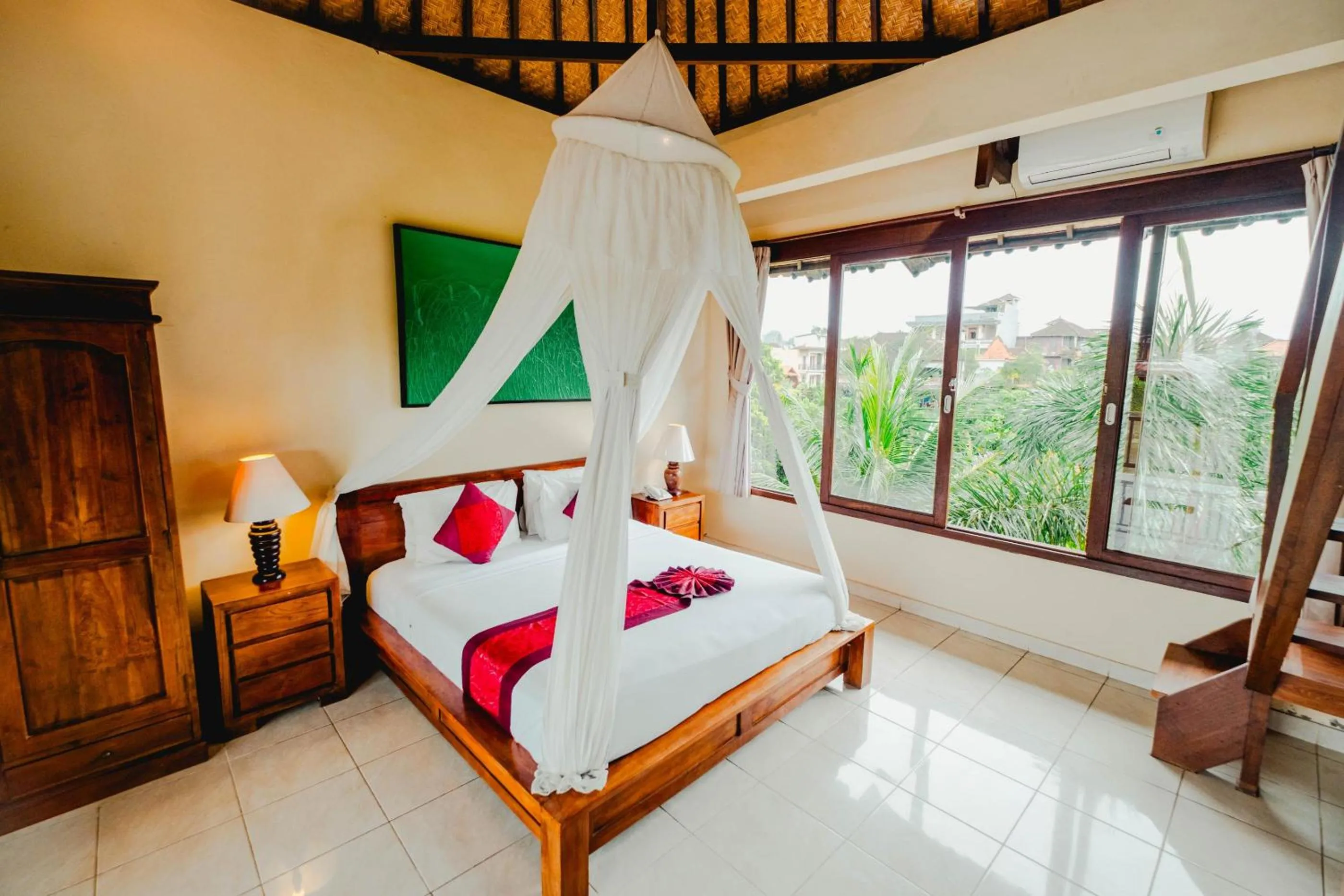 Bed in Sri Aksata Ubud Resort