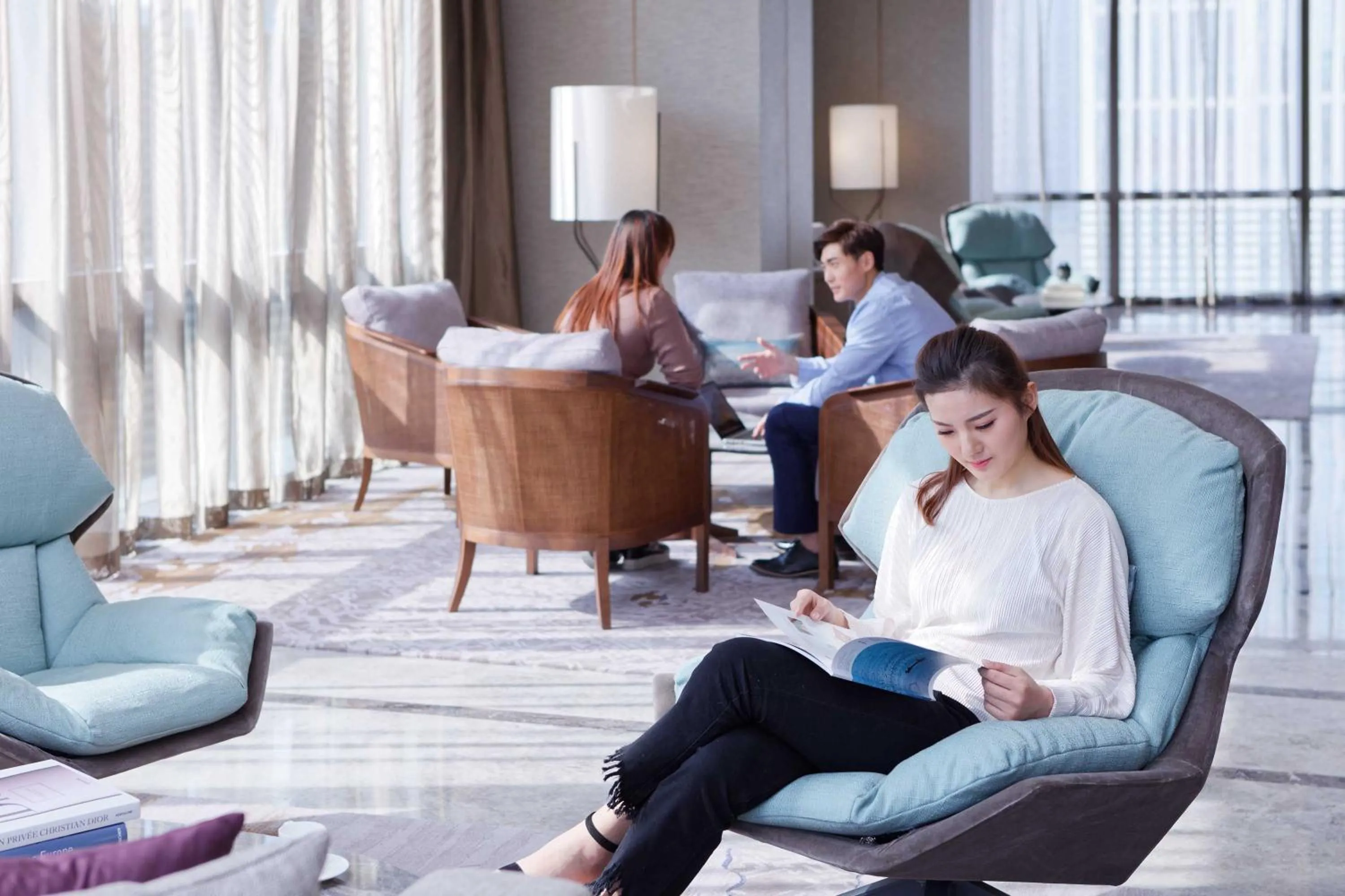 Library in Fraser Suites Dalian